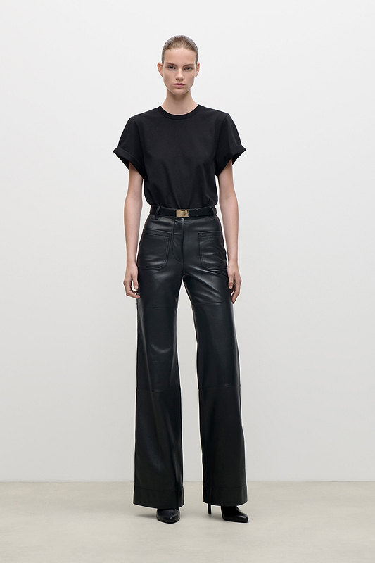 Tilly T-Shirt In Black
