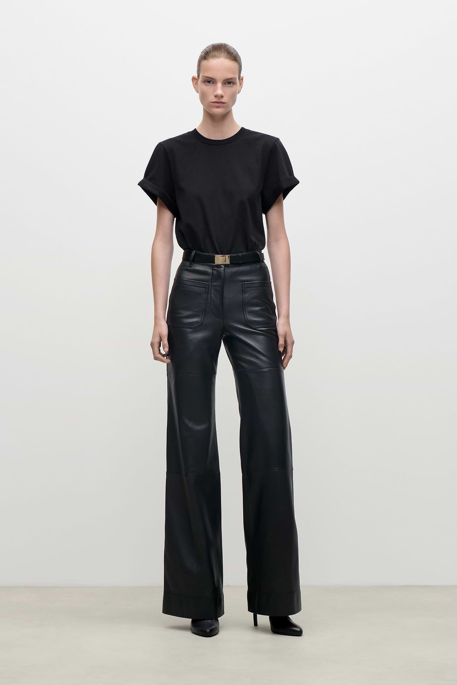 Tilly T-Shirt In Black