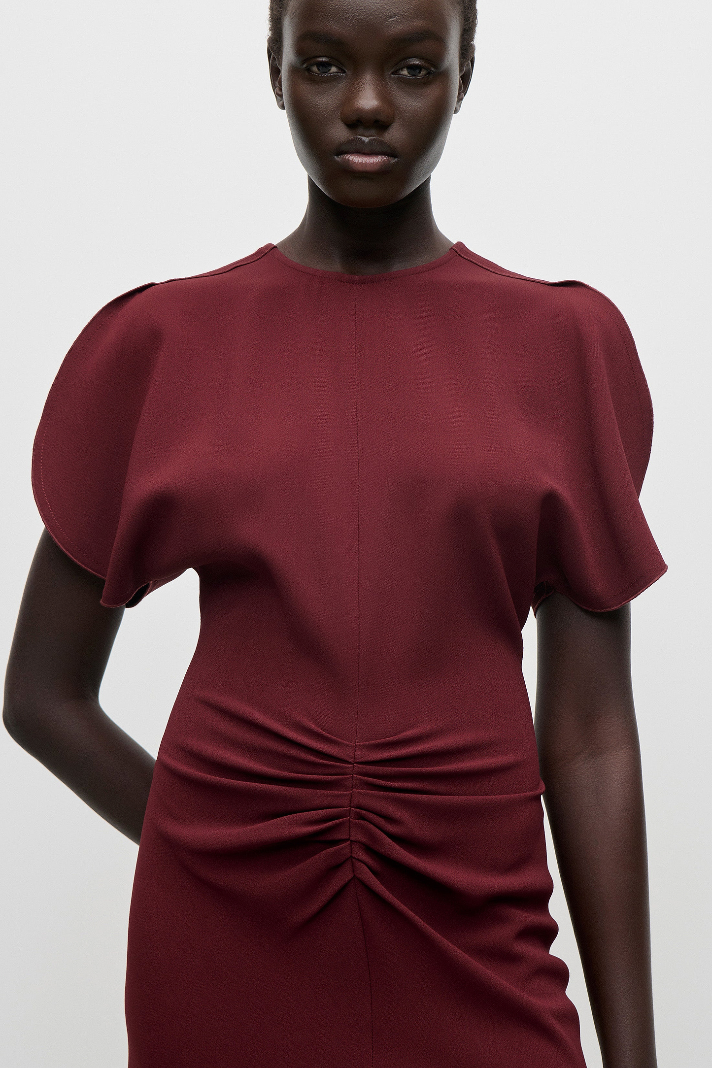 Bela Midi Dress In Burgundy