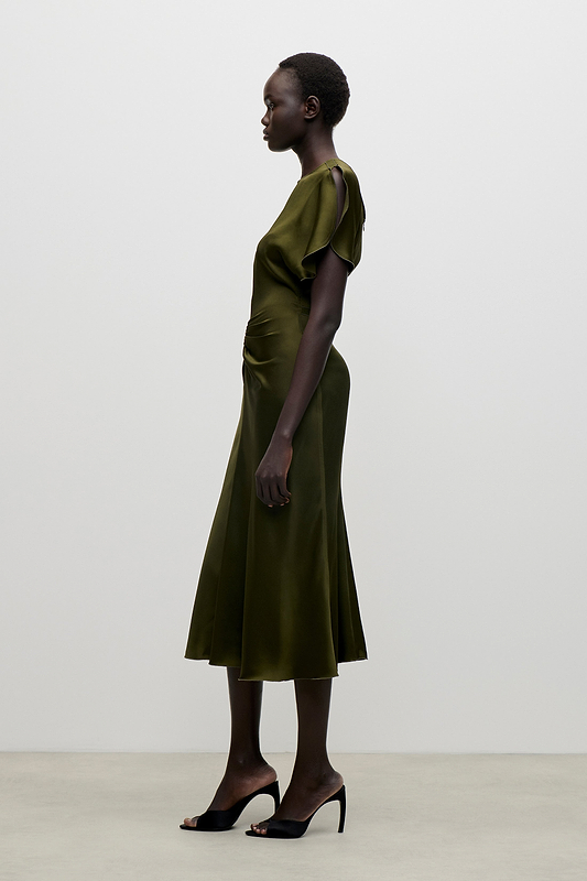 Bela Midi Dress In Green