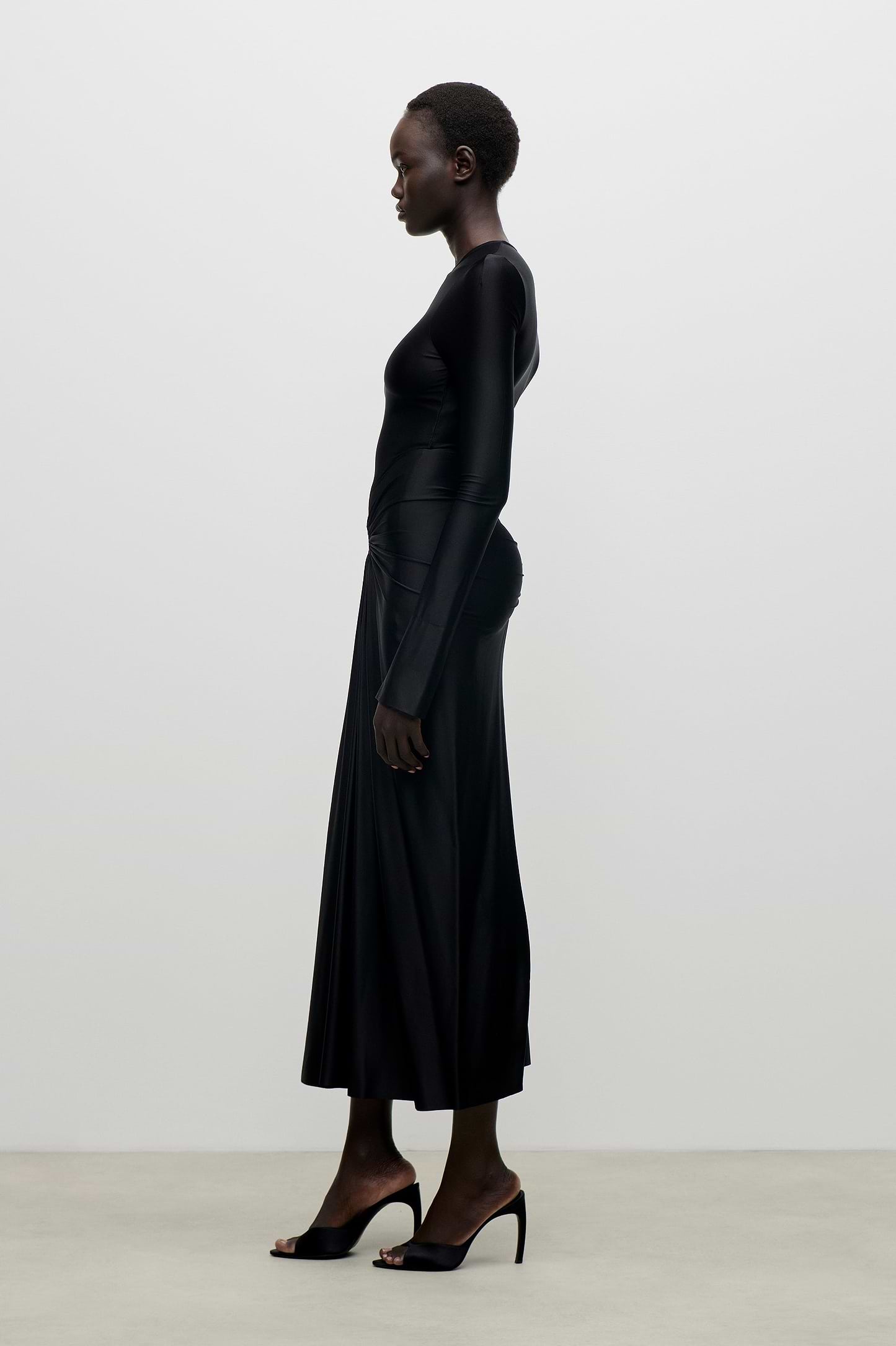 Frances Midi Dress In Black