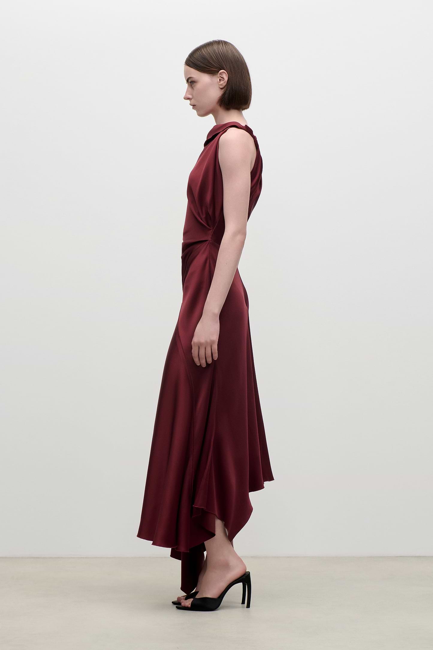 Posy Midi Dress In Burgundy