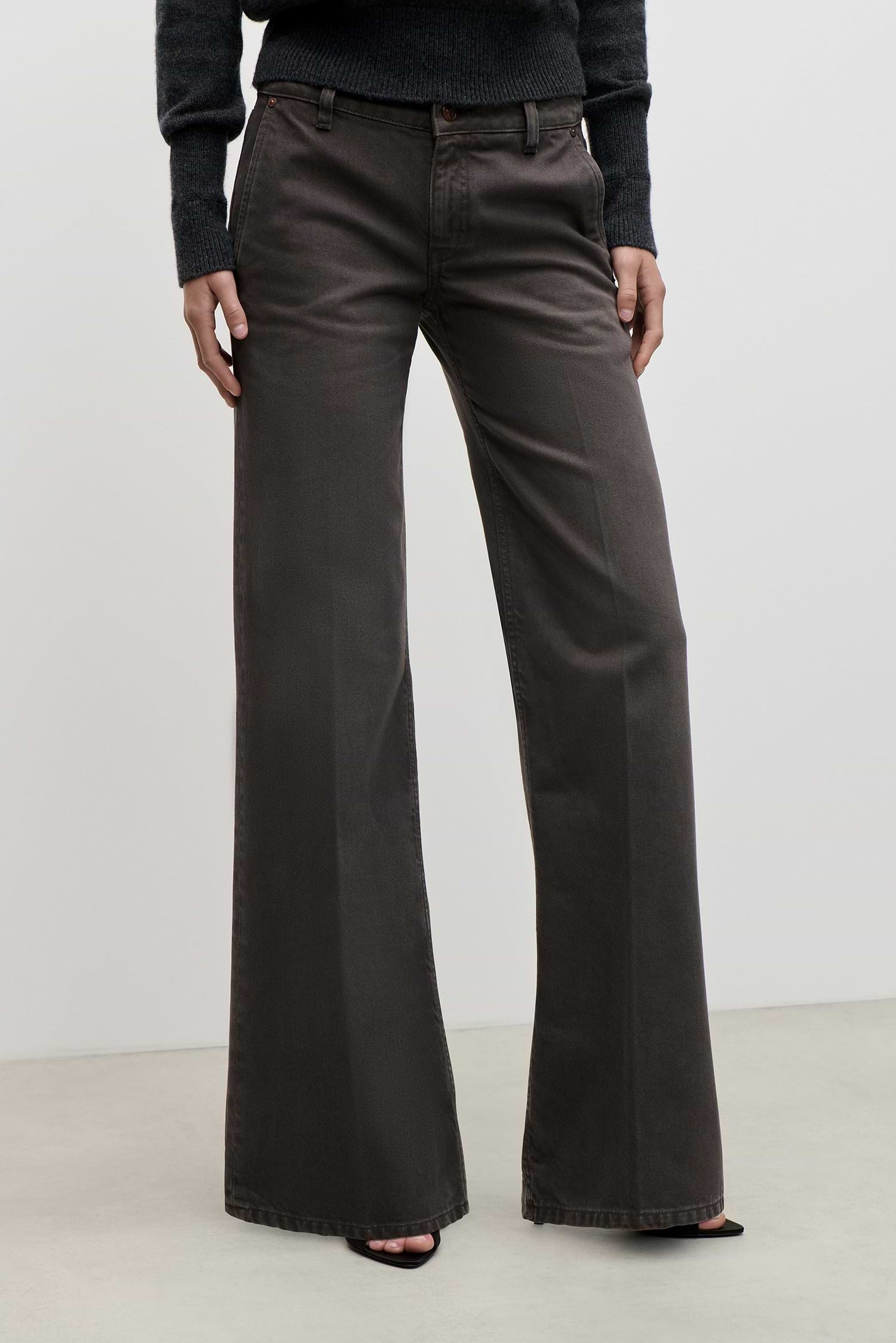 Gigi Jean In Fossil Grey