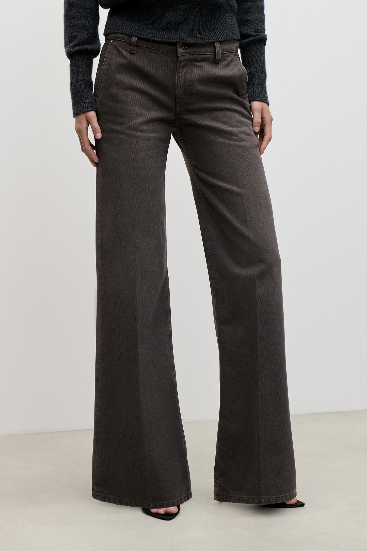 Gigi Jean In Fossil Grey