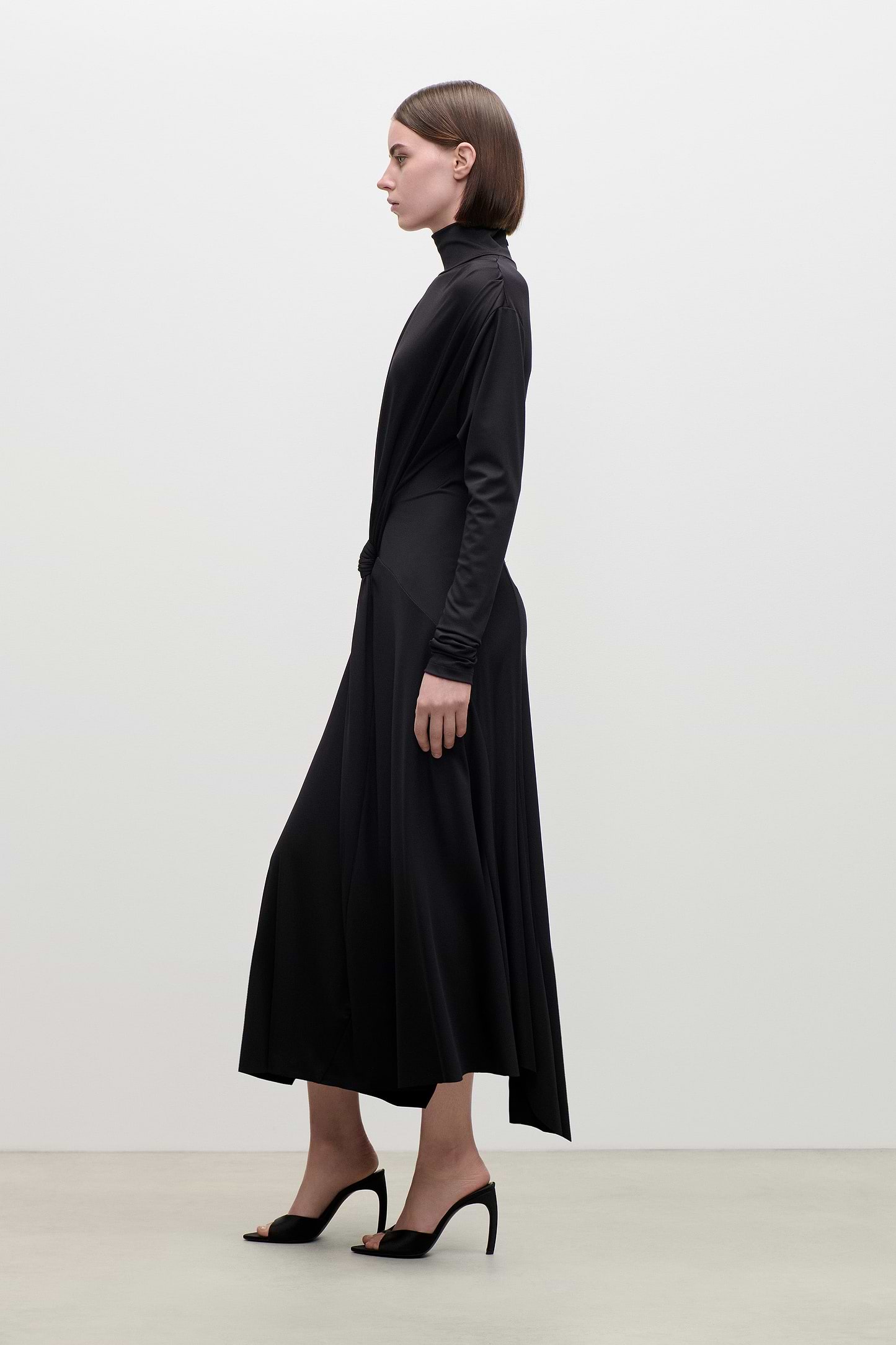 Letice Midi Dress In Black