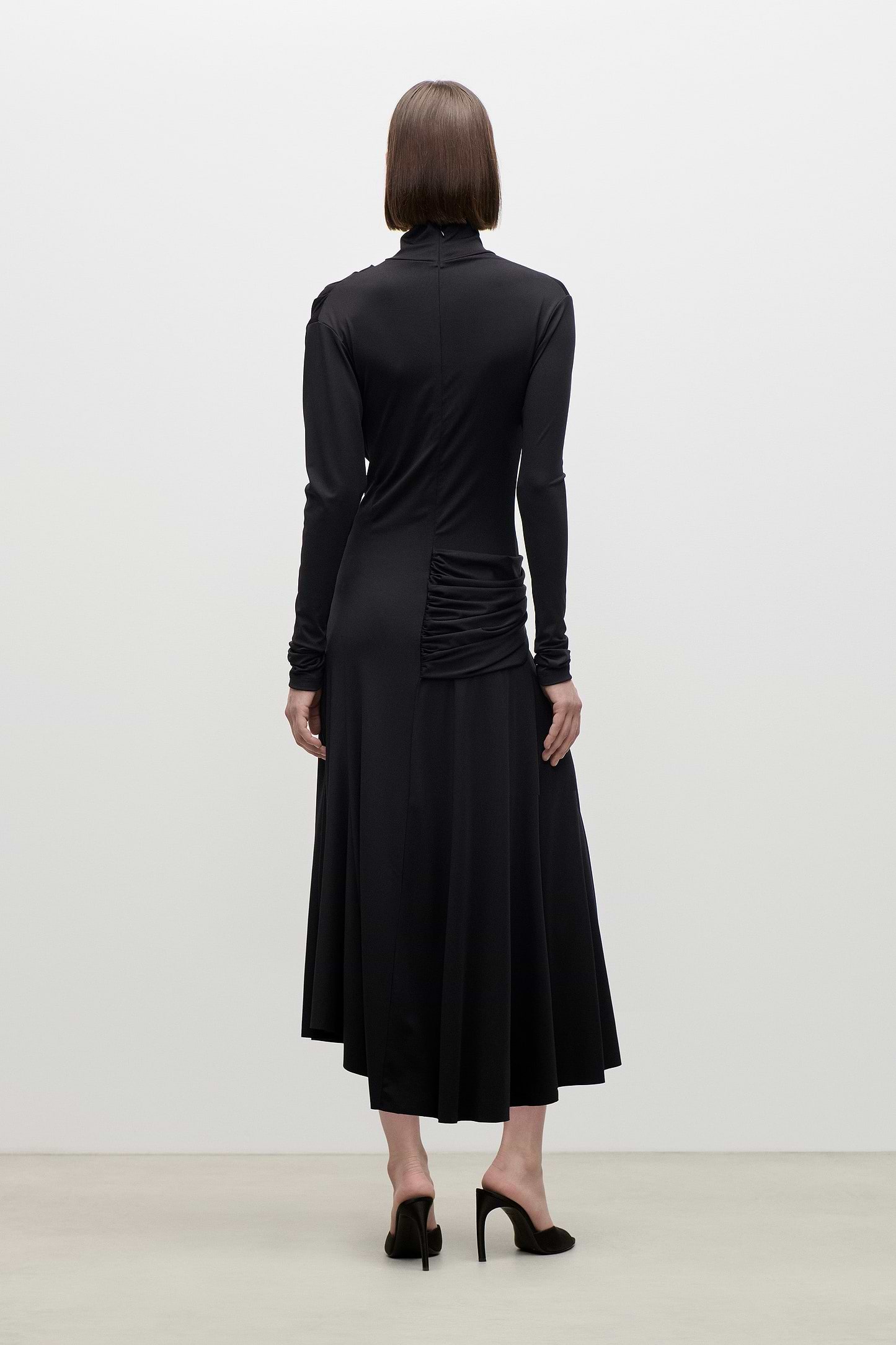 Letice Midi Dress In Black