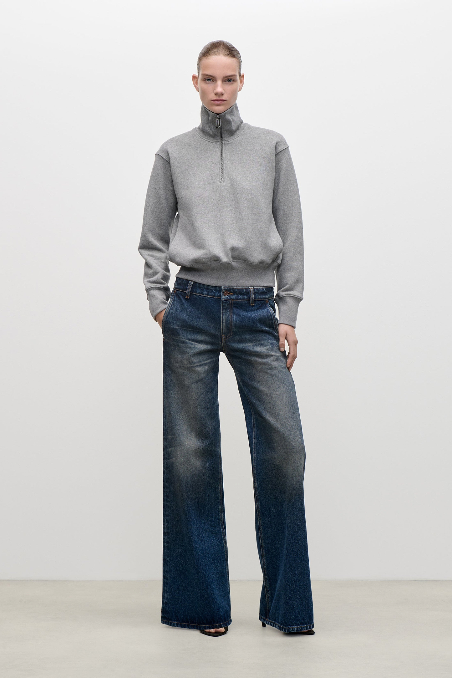 Violet Sweatshirt In Mid Grey Marl