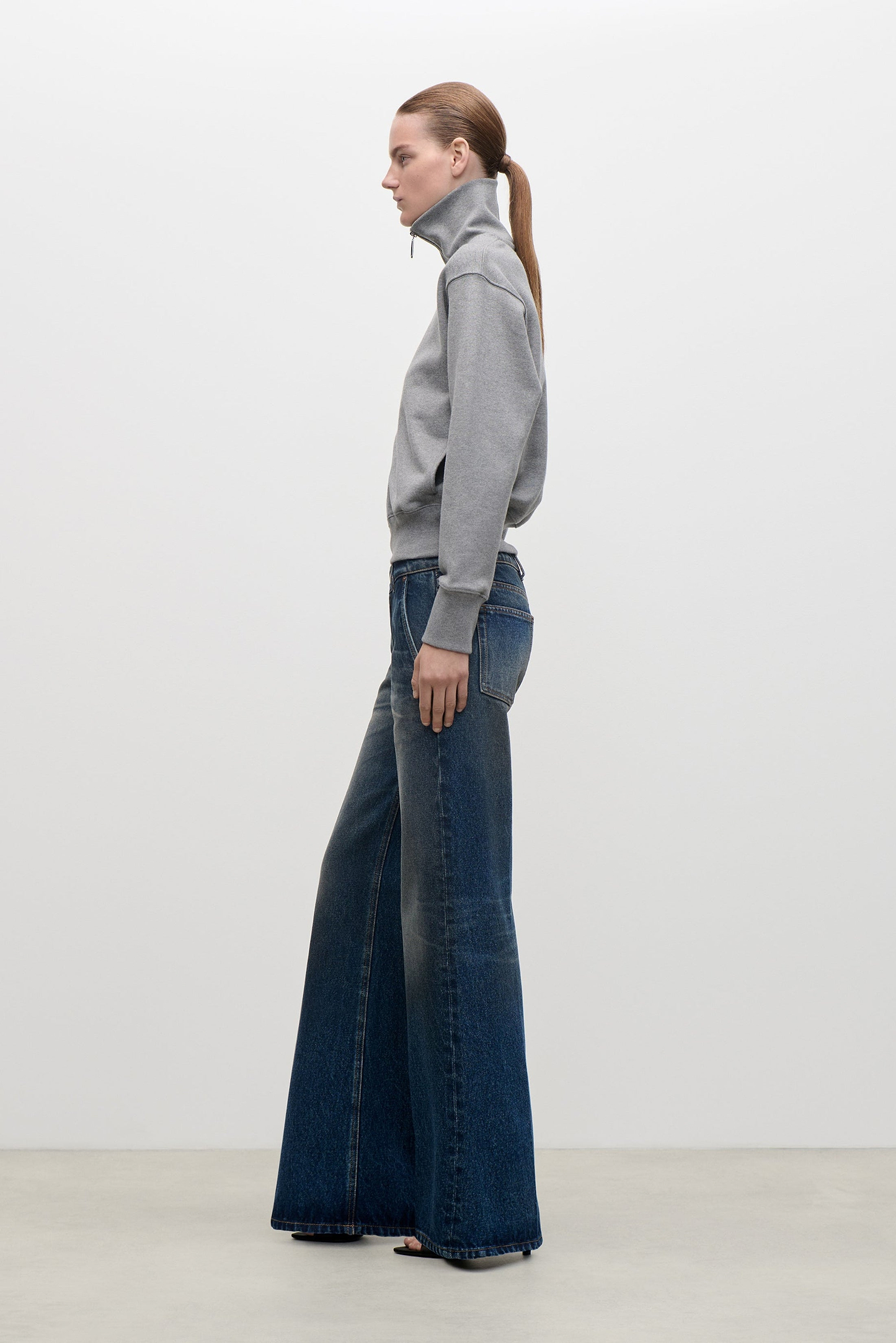Violet Sweatshirt In Mid Grey Marl