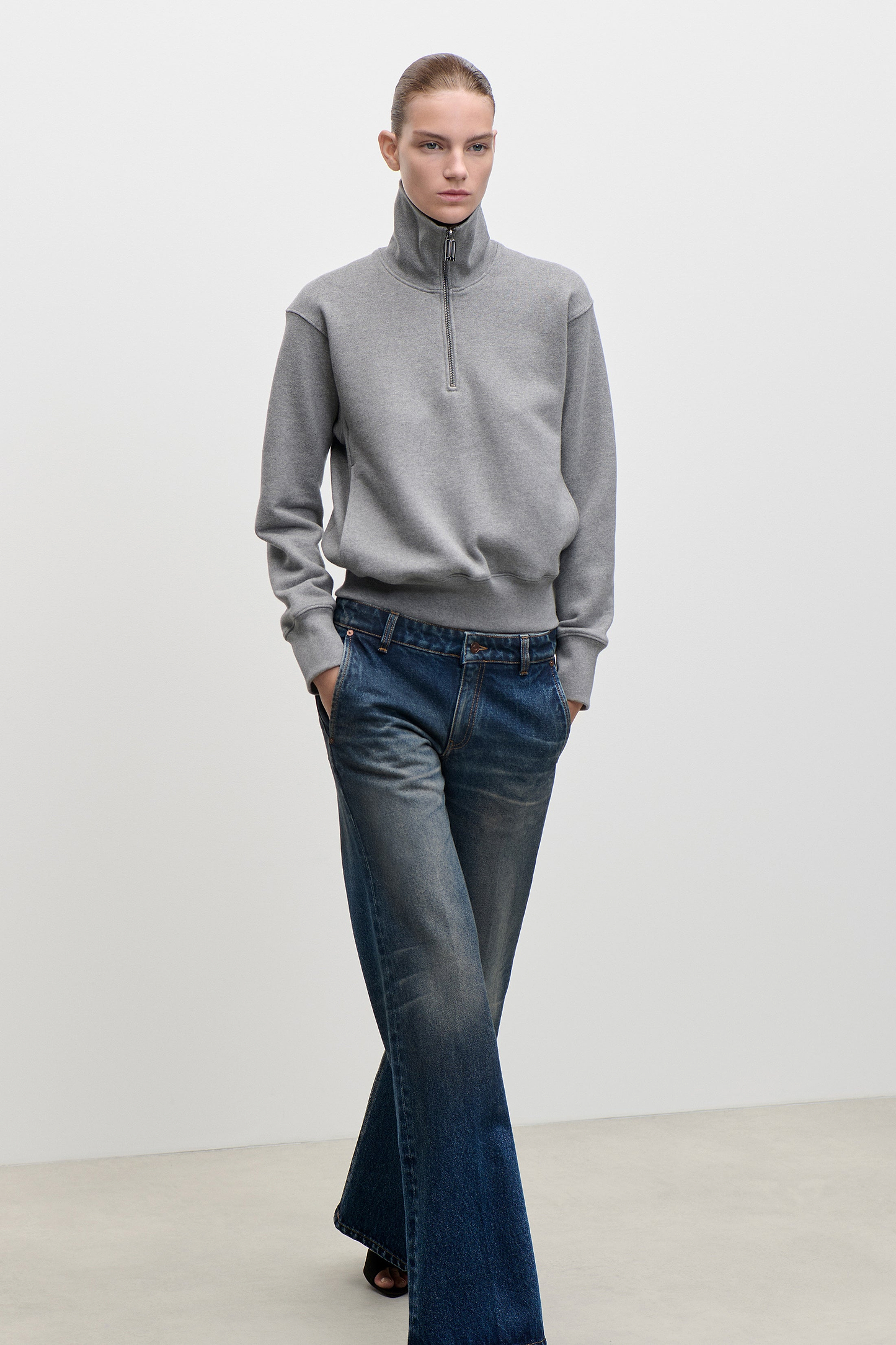 Violet Sweatshirt In Mid Grey Marl
