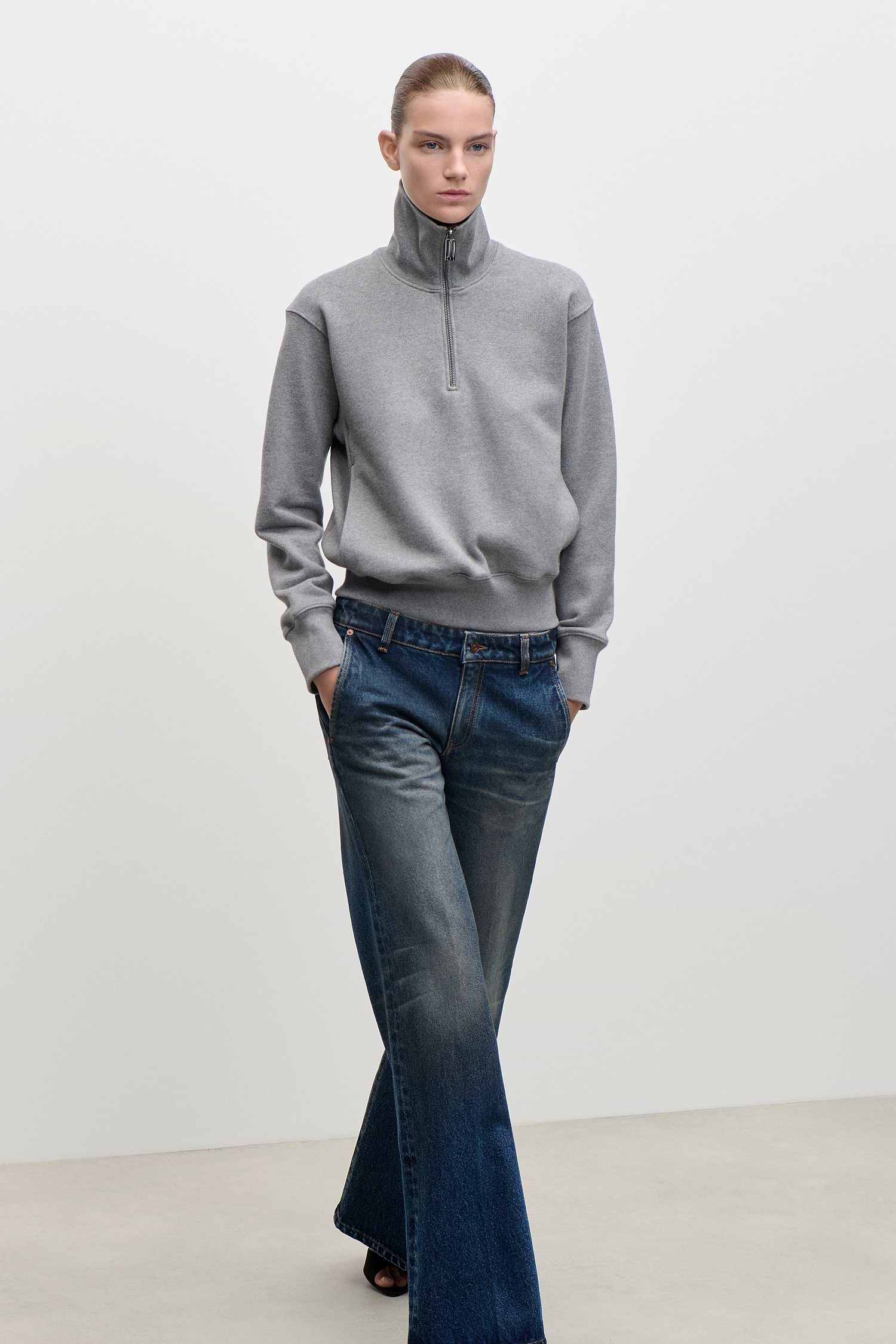 Violet Sweatshirt In Mid Grey Marl