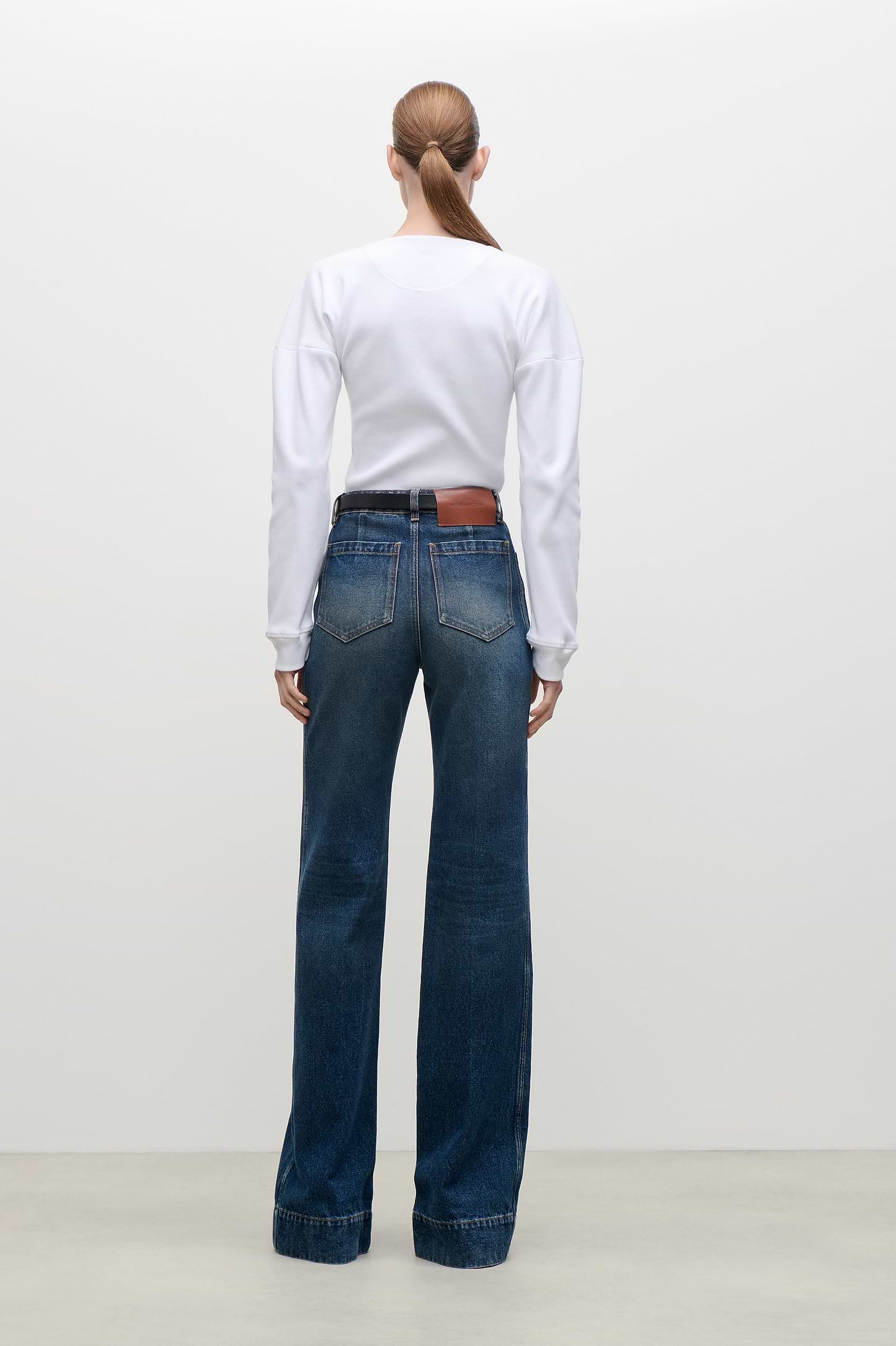 Hazel Top In White