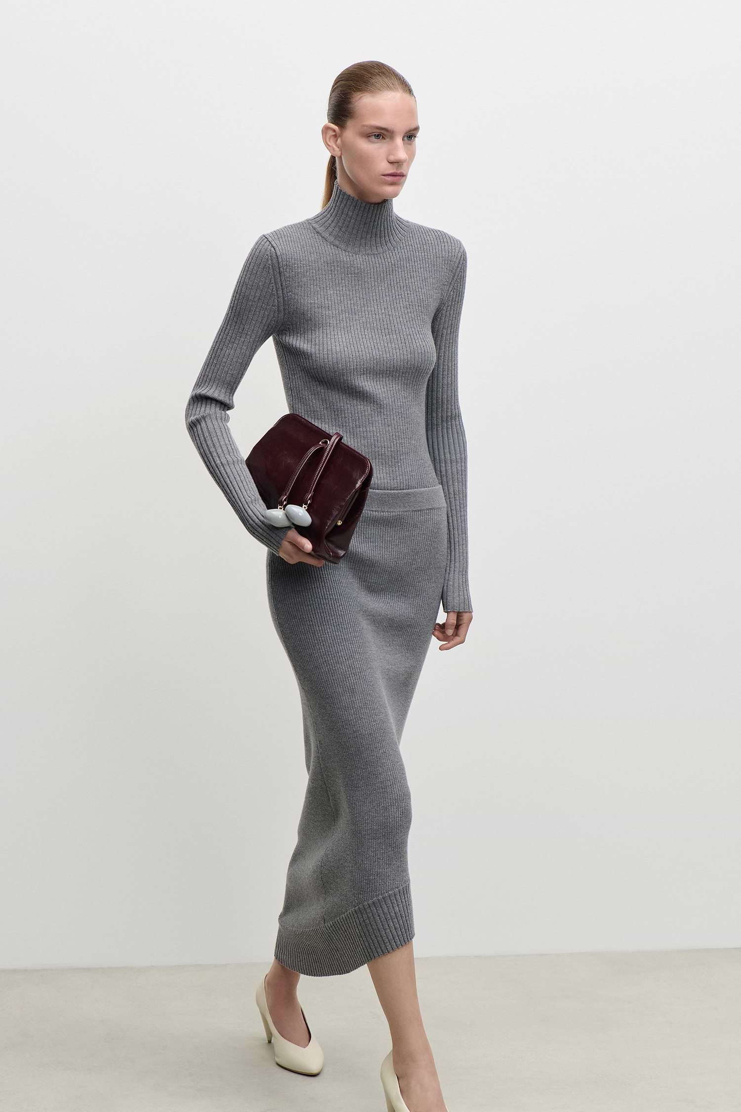 Fitted Skirt In Grey Melange