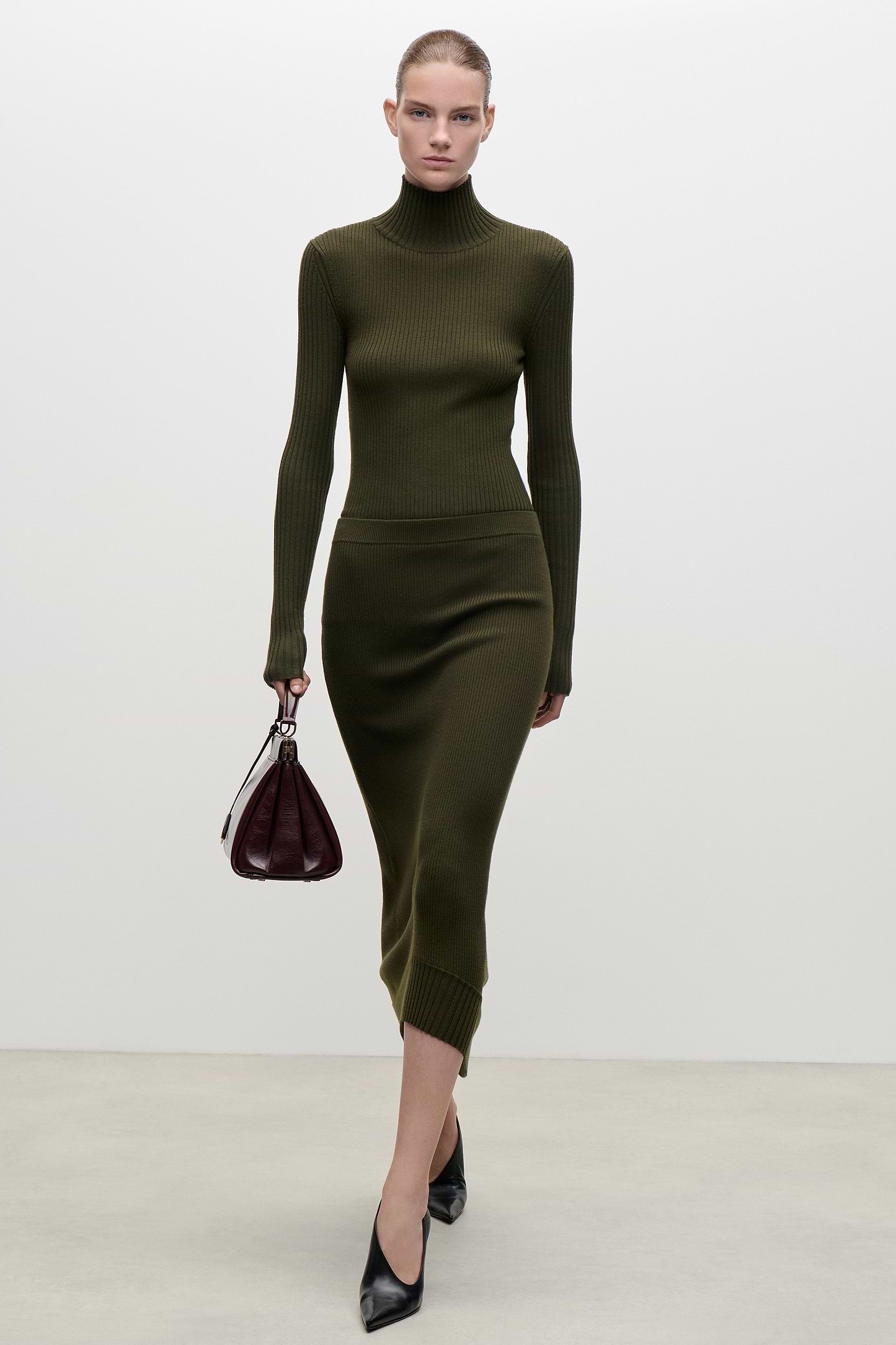 Fitted Skirt In Green