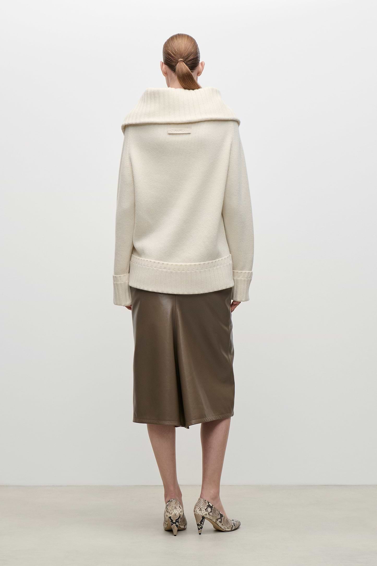 Wide Collar Jumper In Ivory