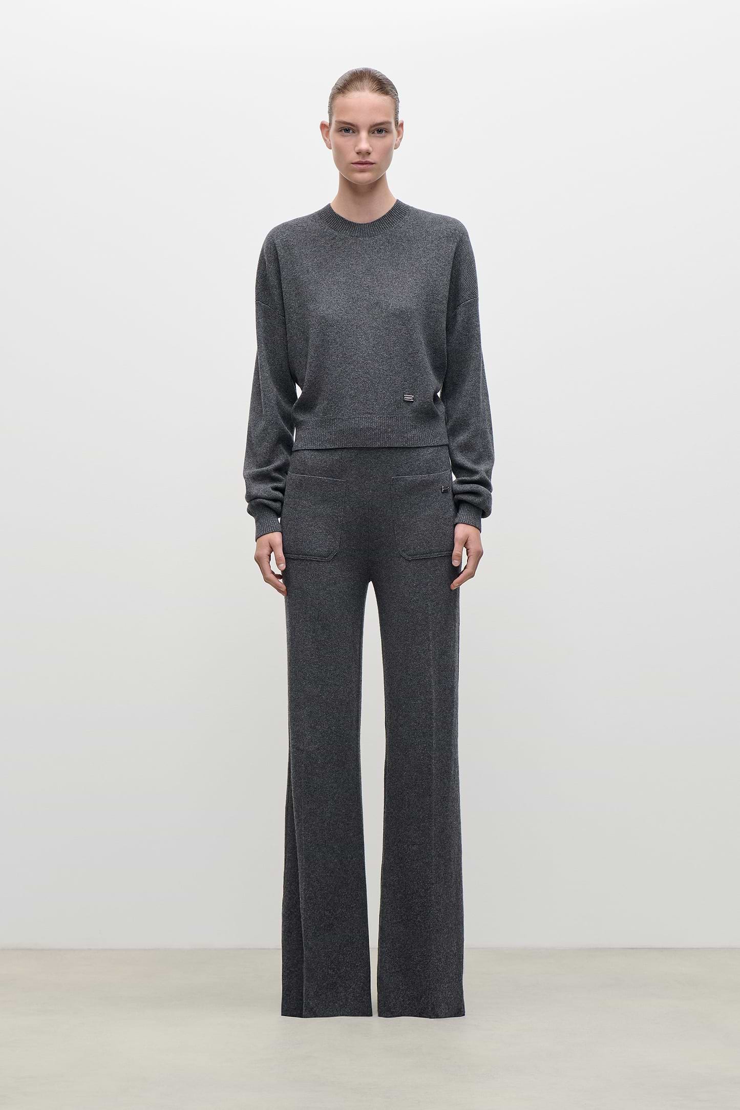Alina Knitted Trouser In Dark Grey