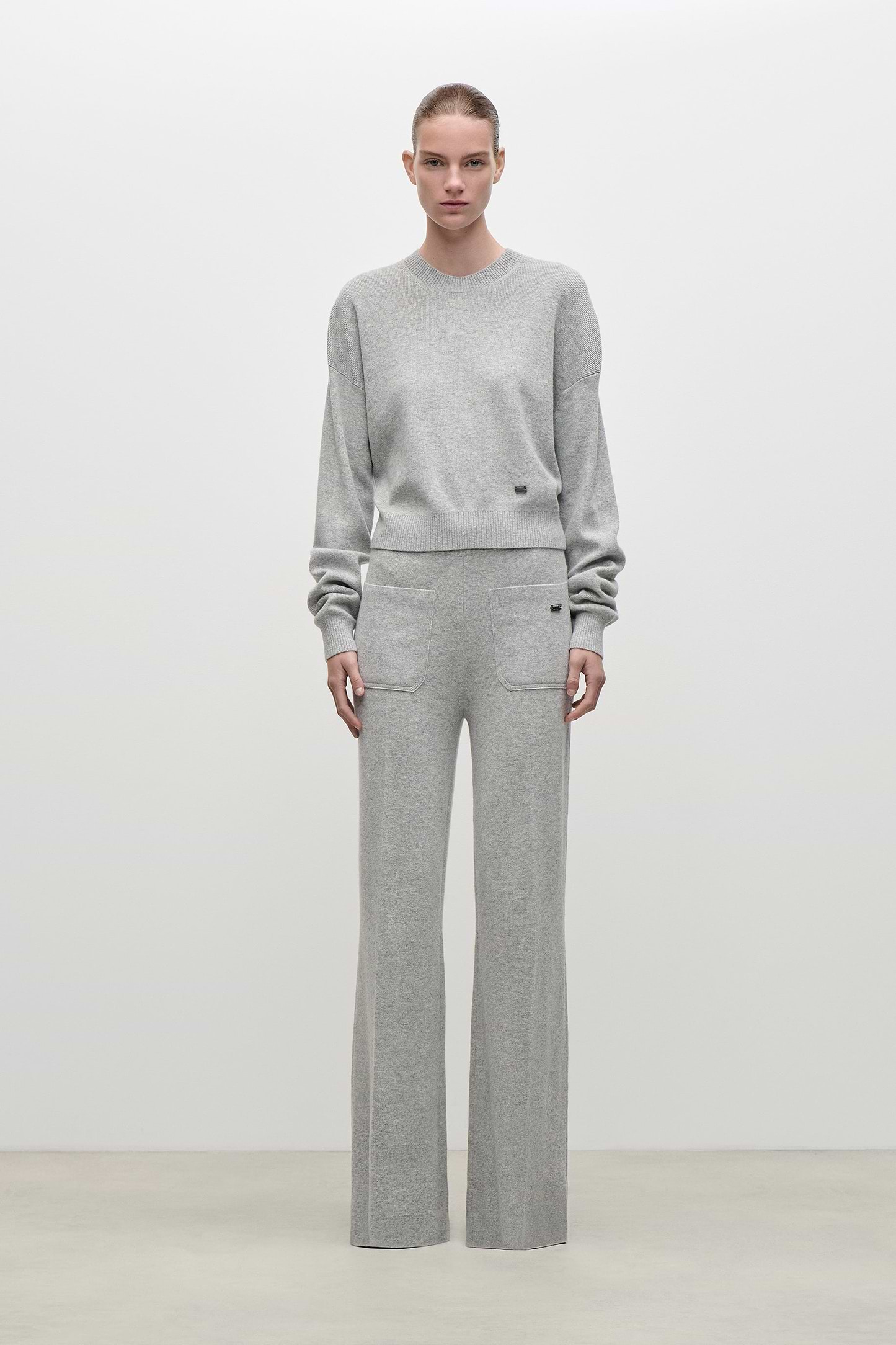 Alina Knitted Trouser In Light Grey