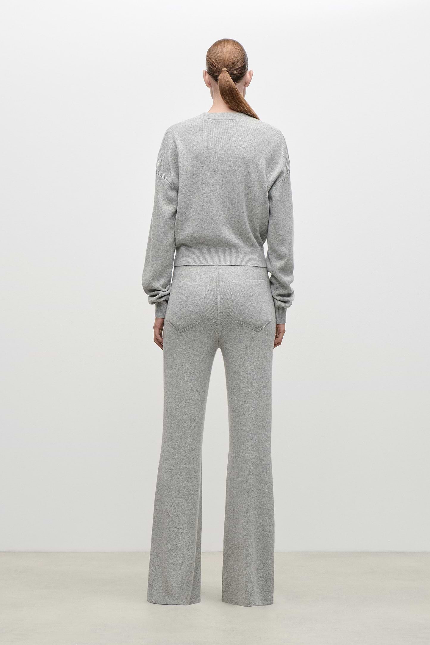 Alina Knitted Trouser In Light Grey