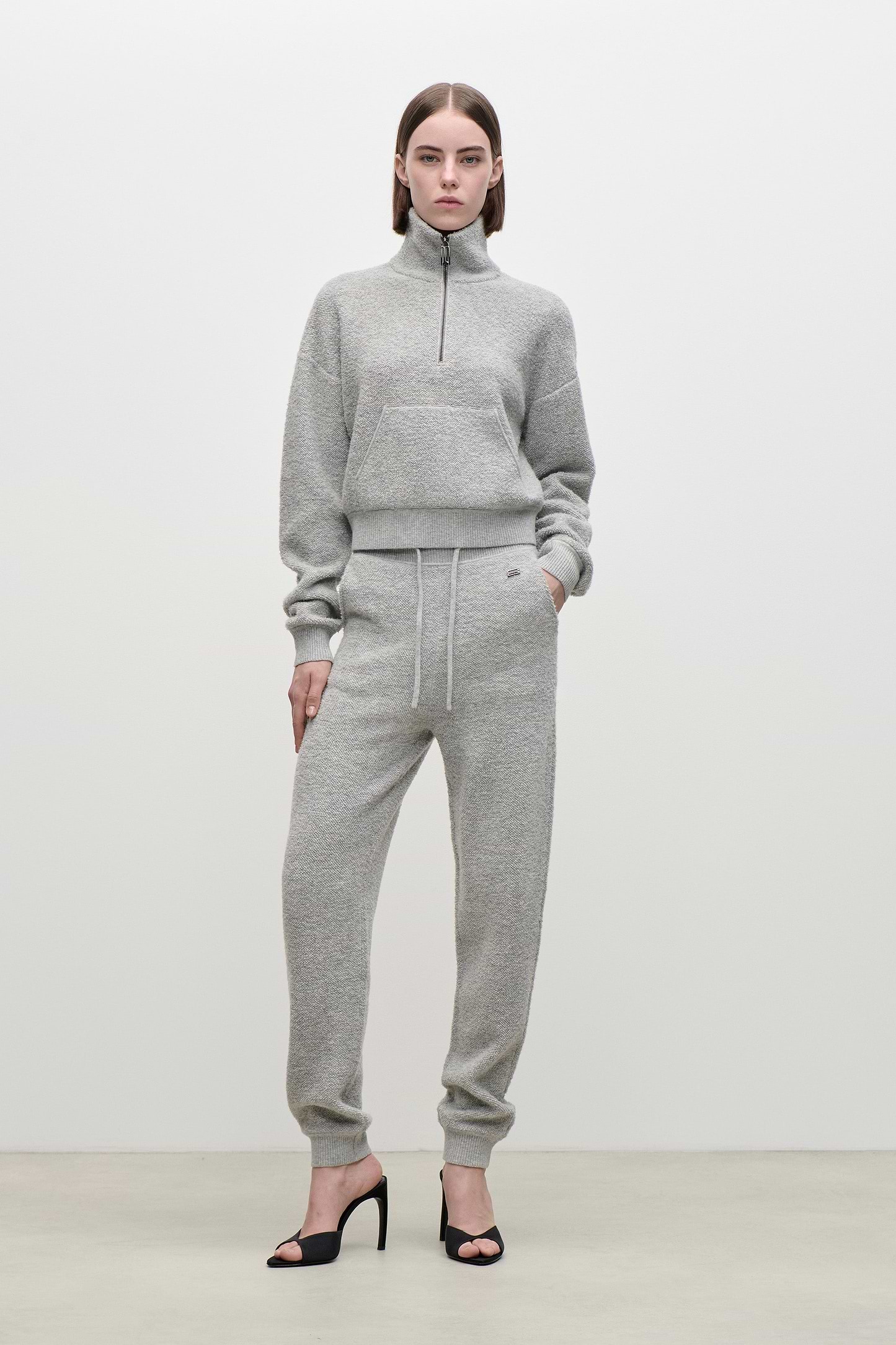 Klara Jogger In Light Grey