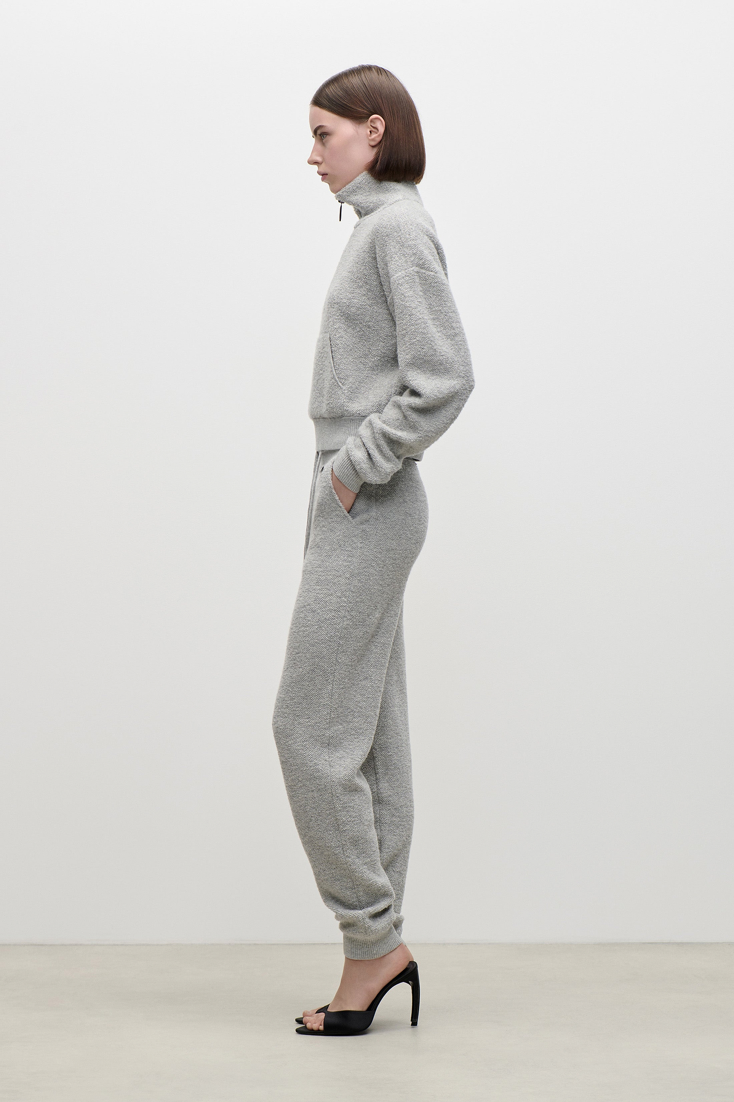 Klara Jogger In Light Grey