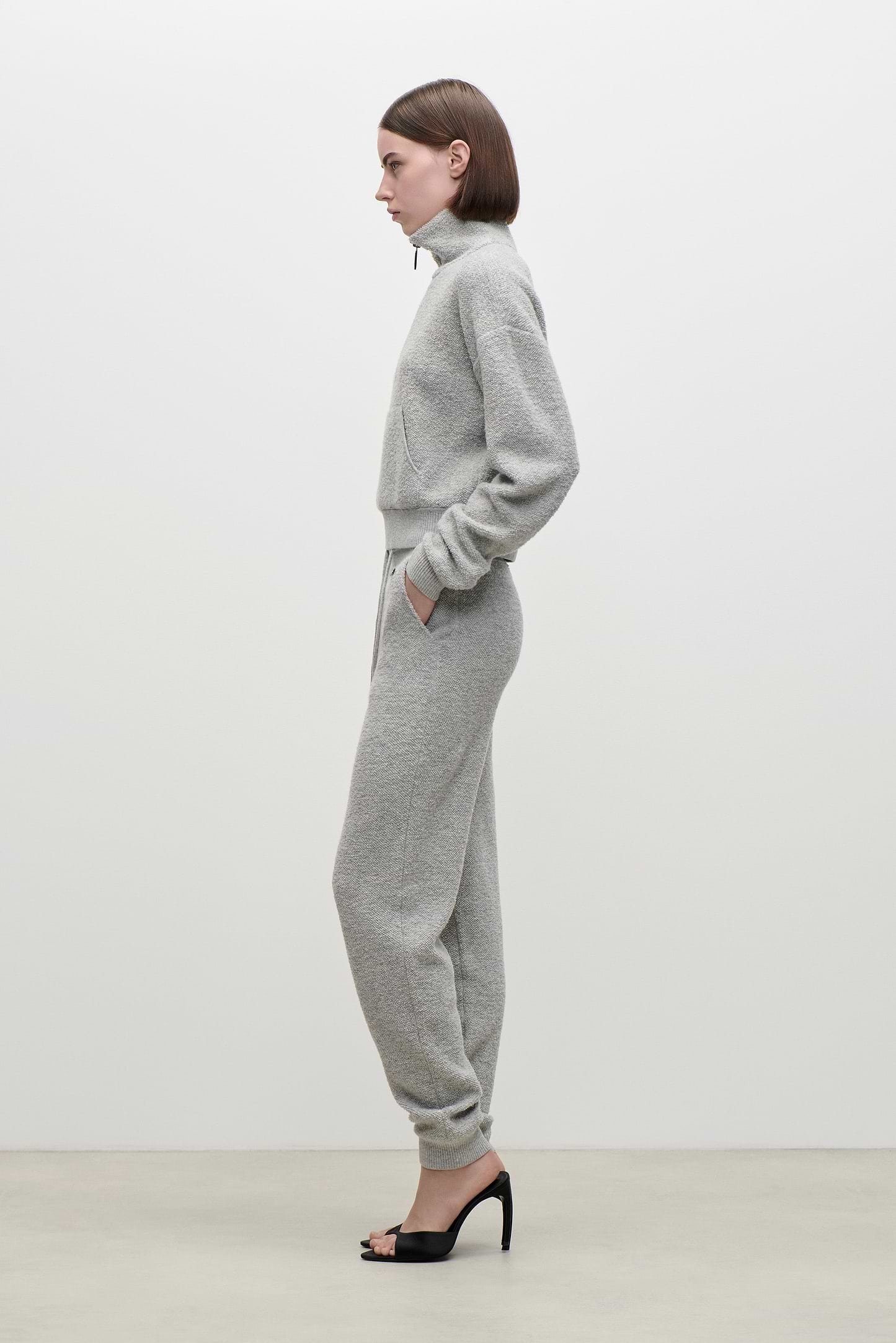 Klara Jogger In Light Grey