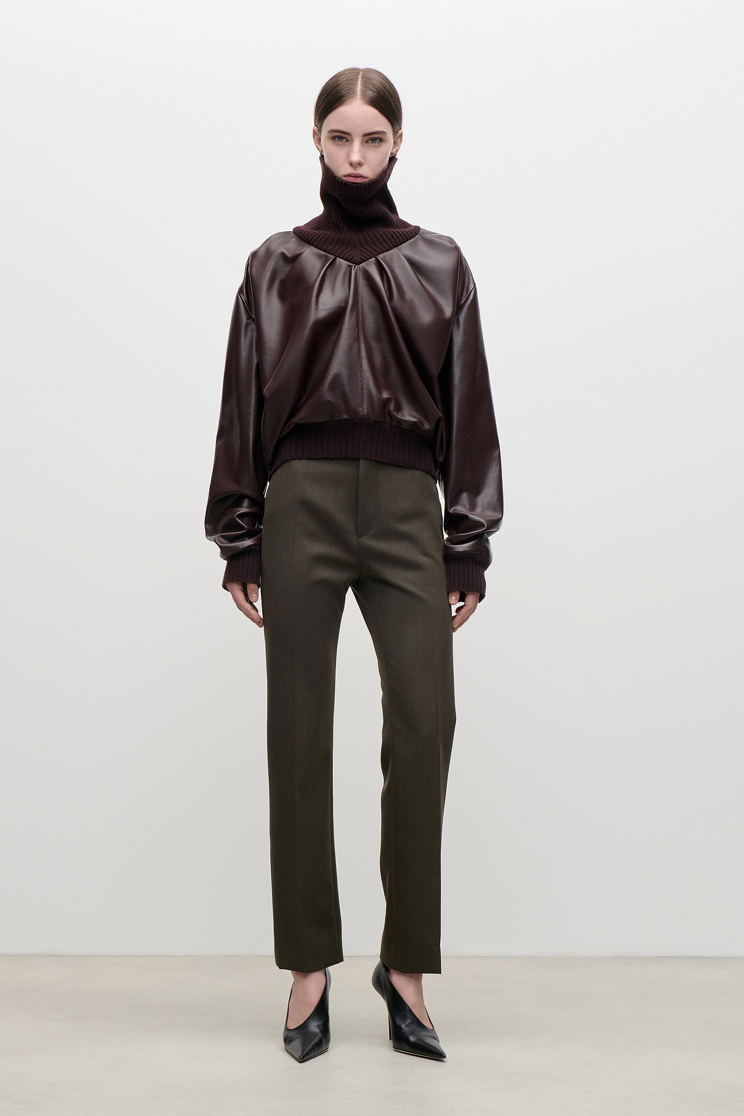Knitted Collar Leather Top In Burgundy