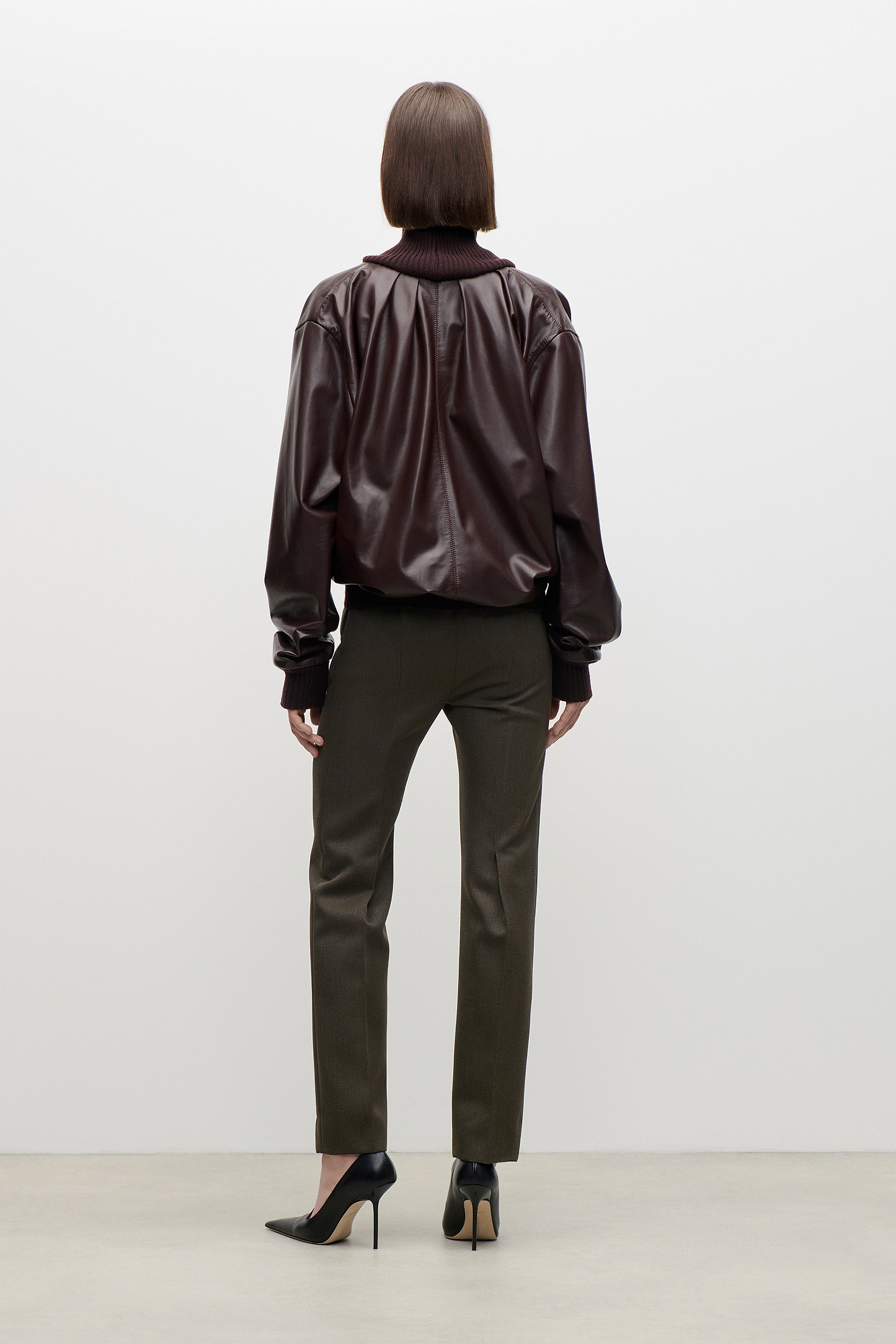 Knitted Collar Leather Top In Burgundy
