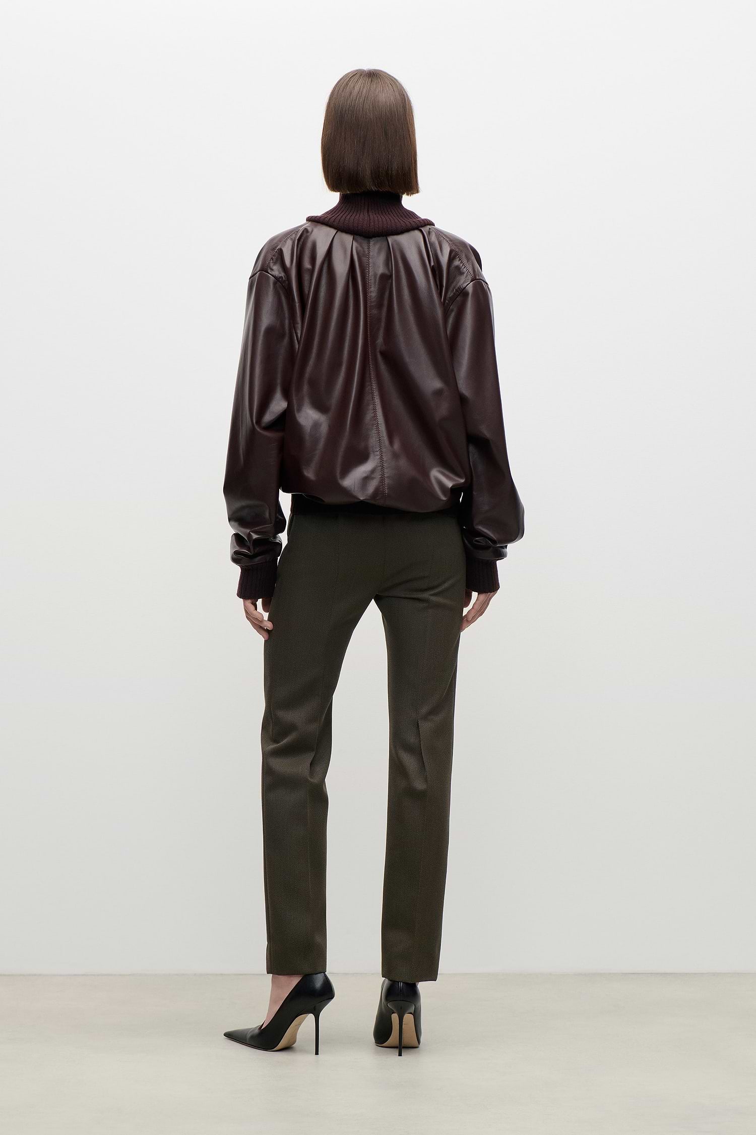 Knitted Collar Leather Top In Burgundy