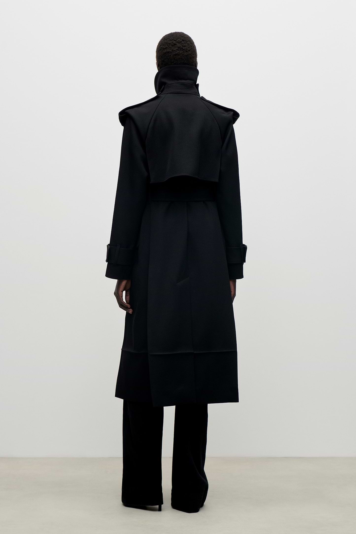 Philippa Trench Coat In Black