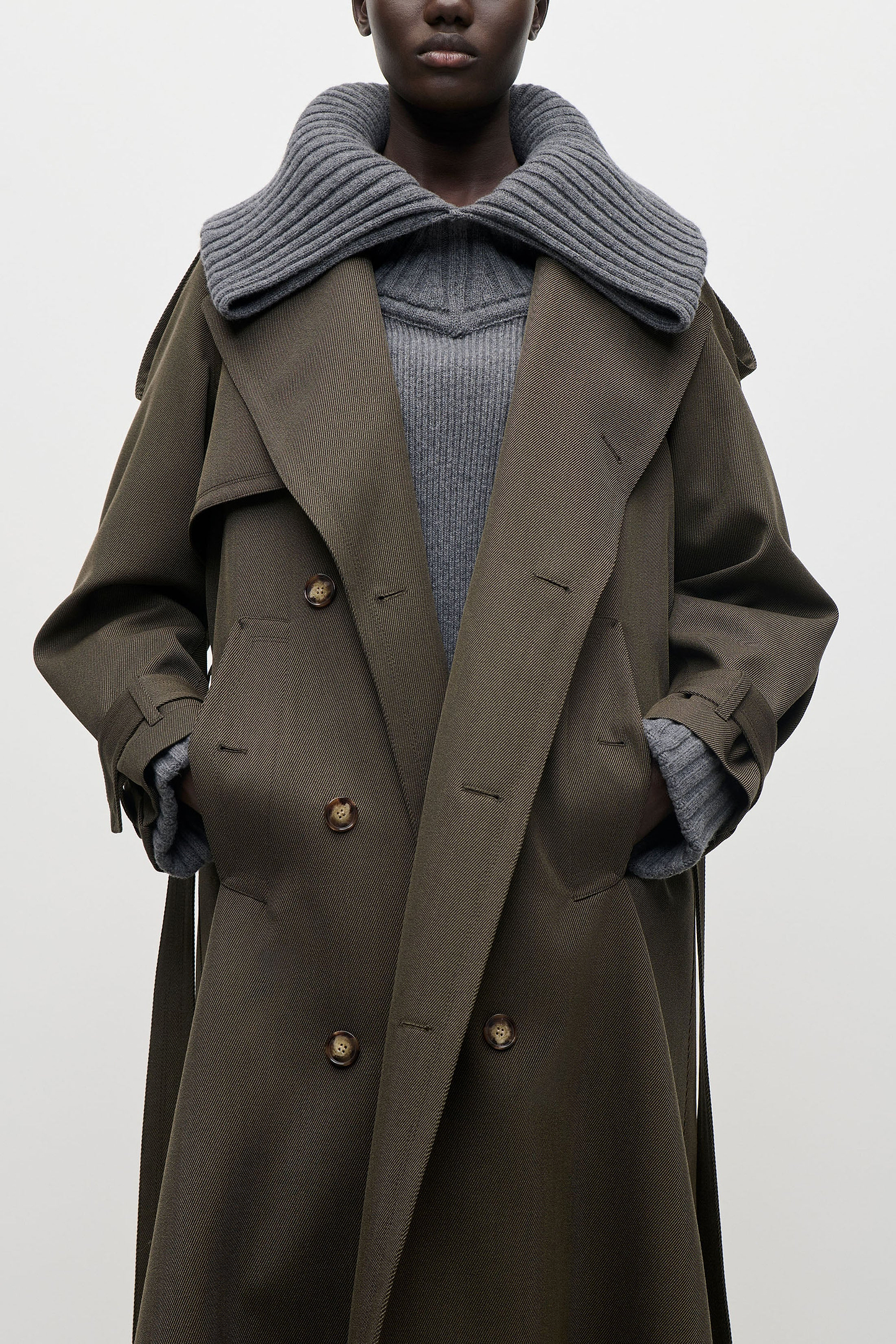 Esmee Trench Coat In Green