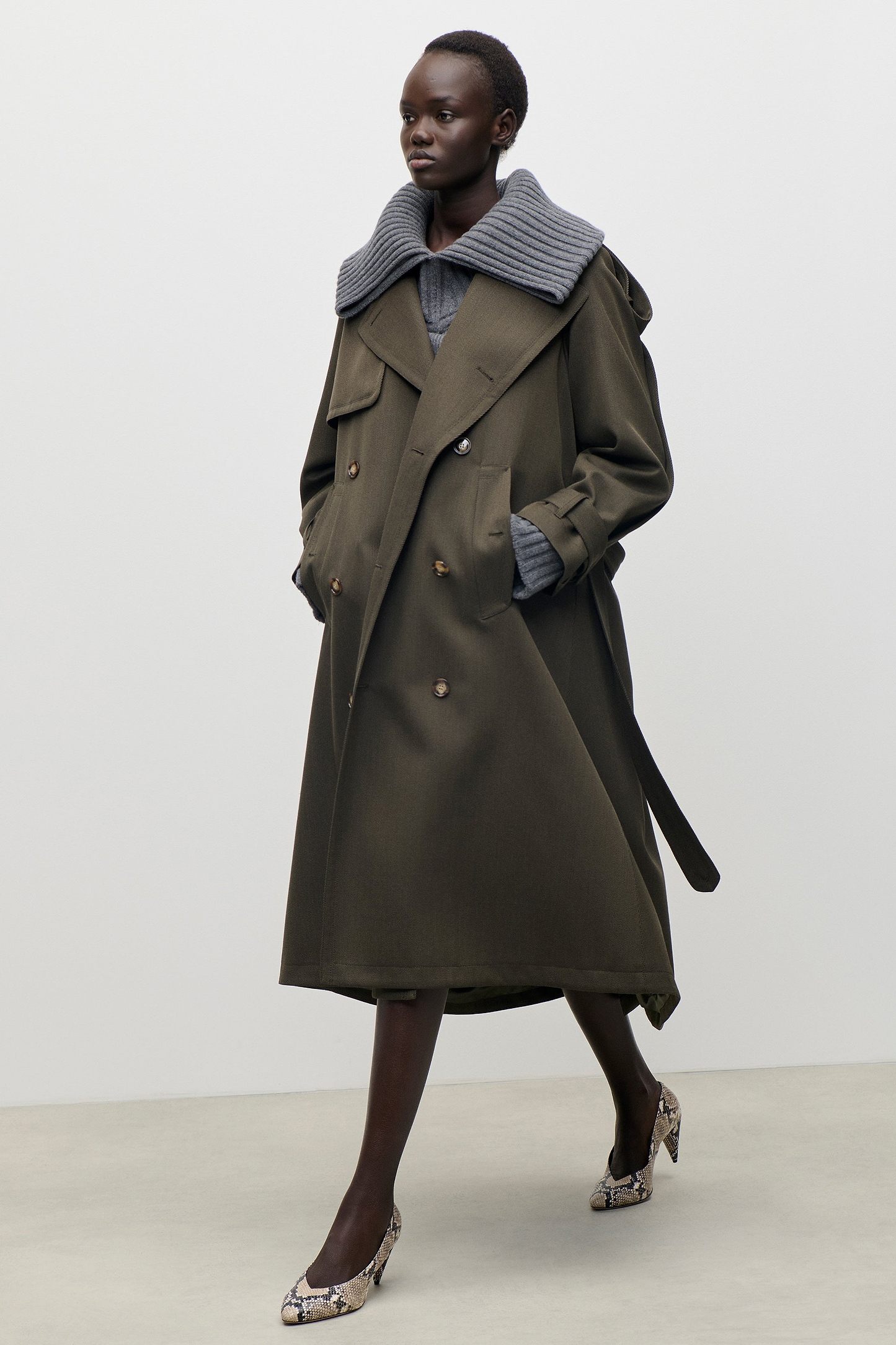 Esmee Trench Coat In Green