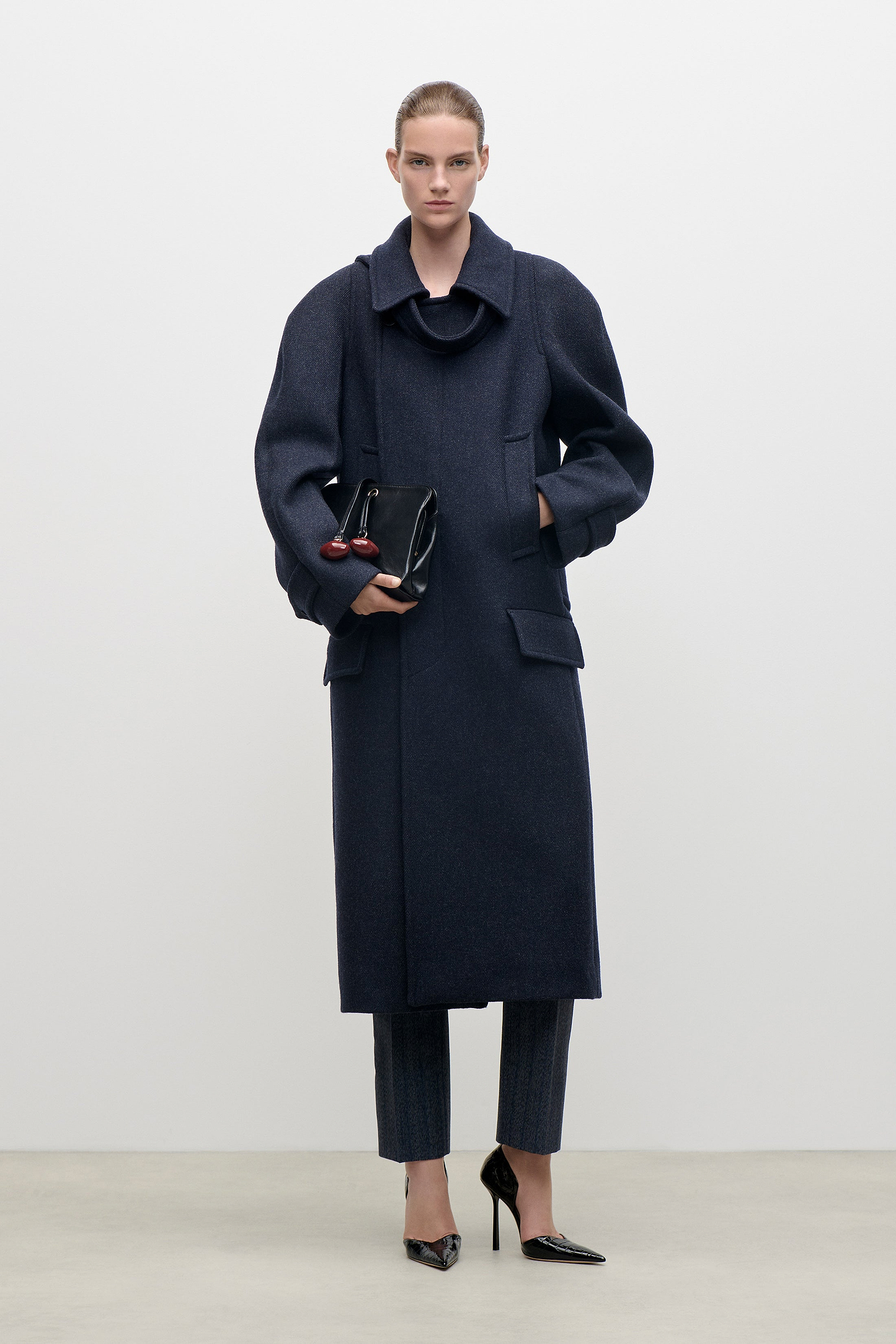 Latched Raglan Coat In Navy