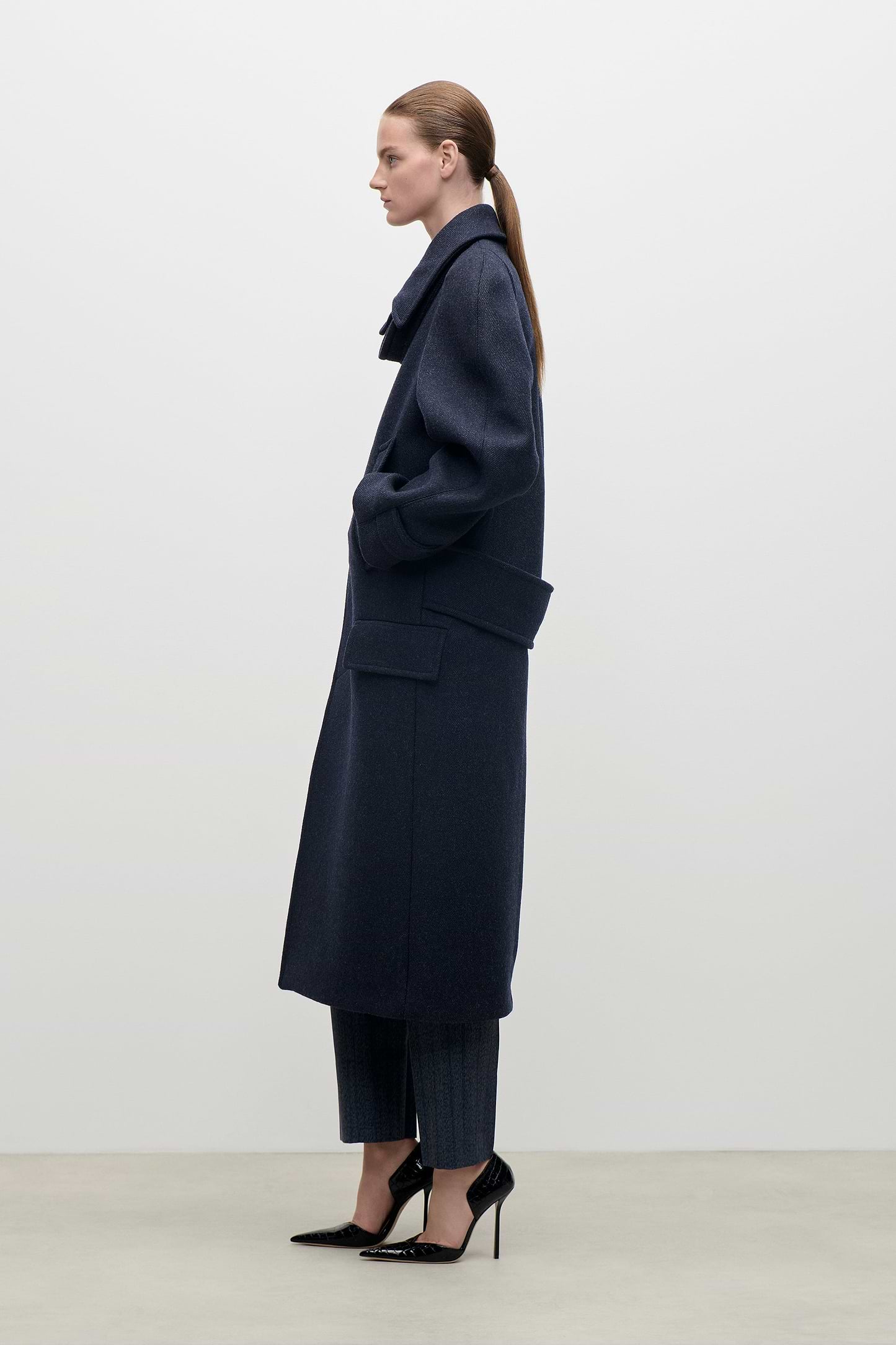 Latched Raglan Coat In Navy