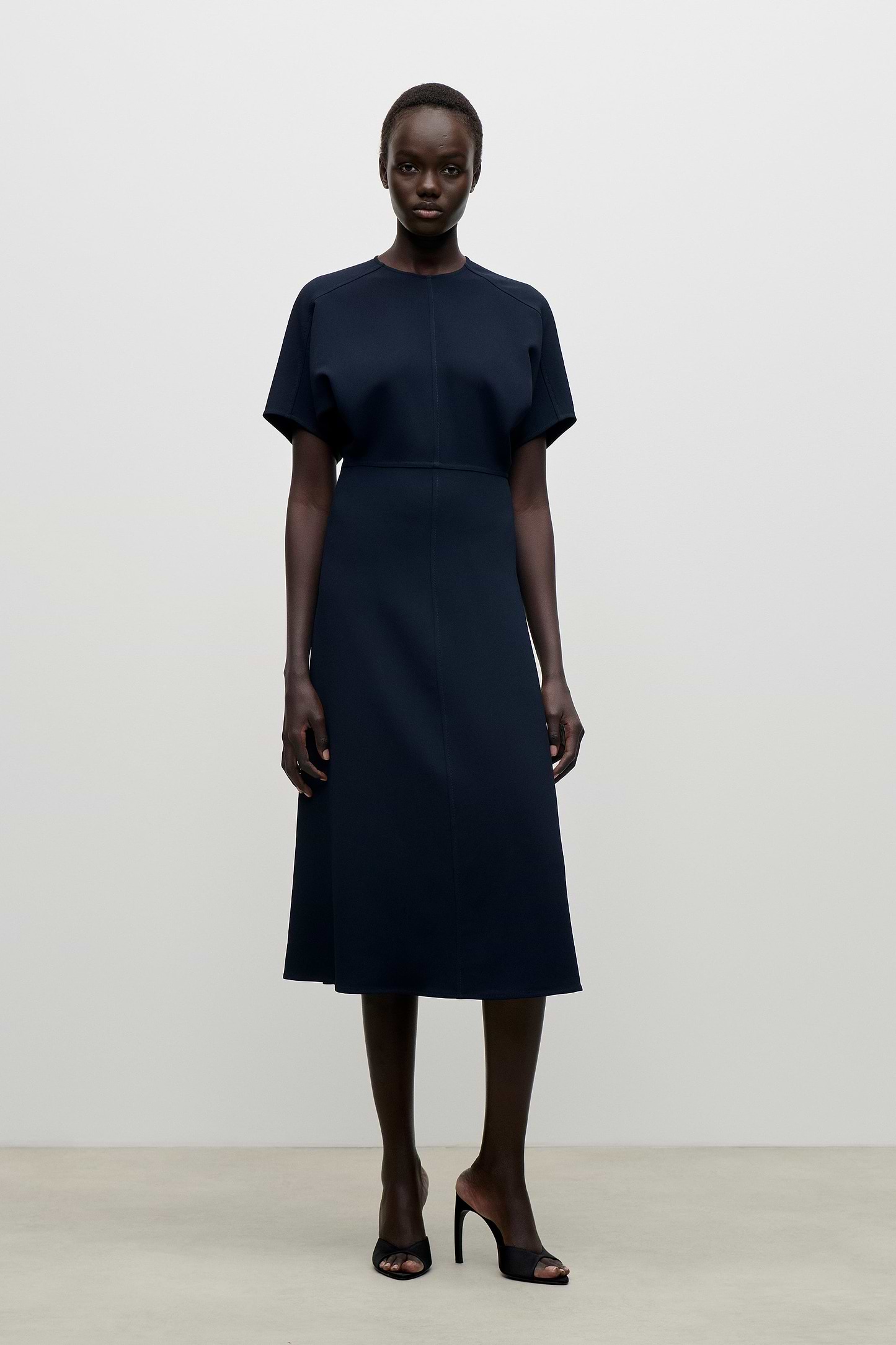 Eleanor Midi Dress In Navy
