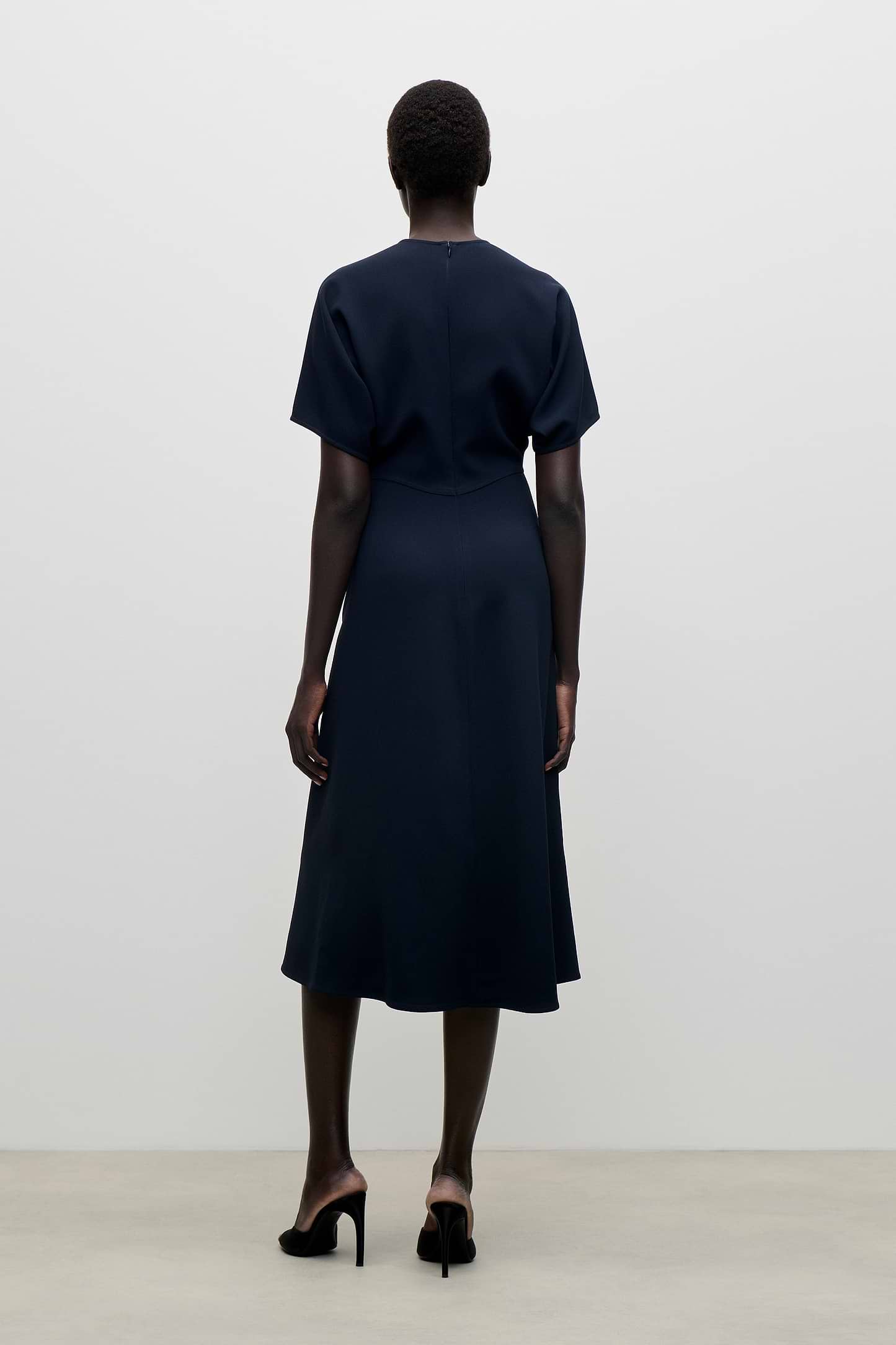 Eleanor Midi Dress In Navy