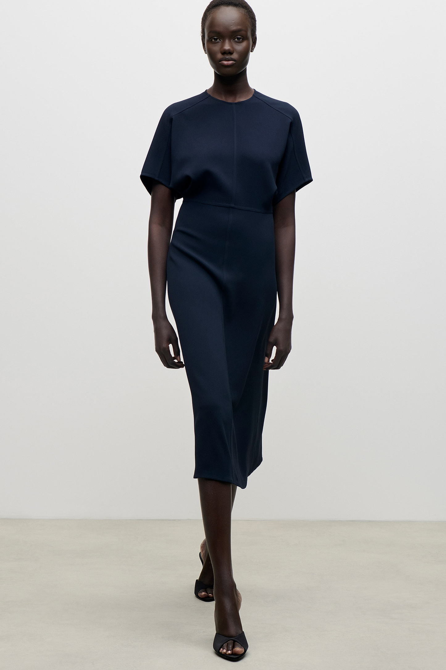 Eleanor Midi Dress In Navy