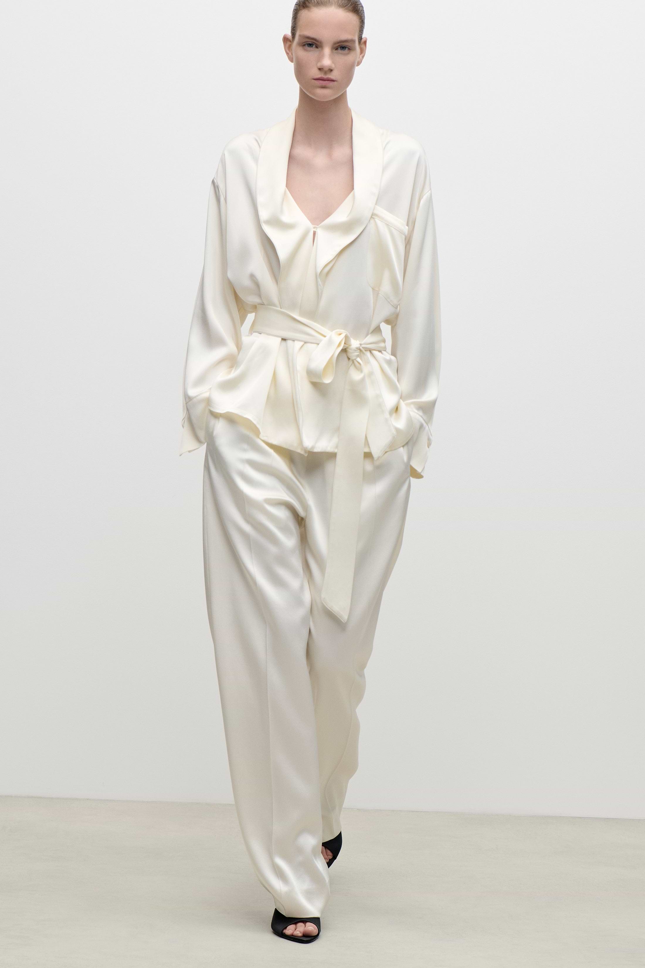 Alba Blouse In Ivory