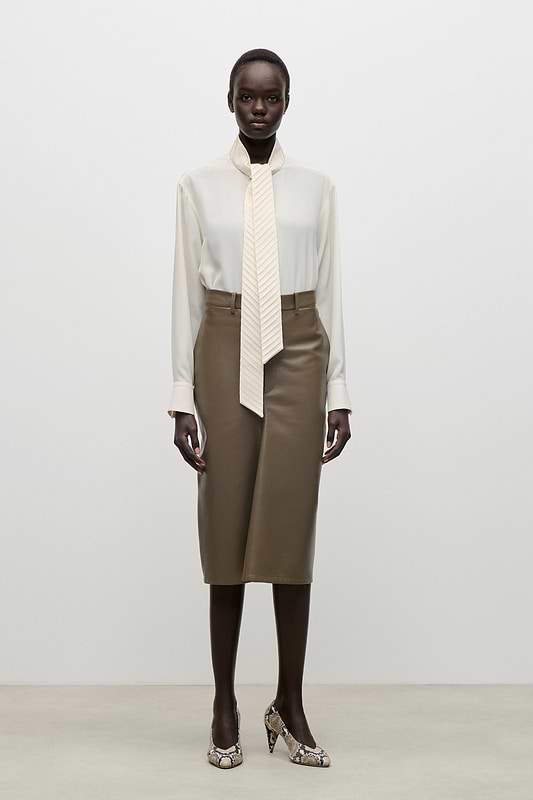 Kick Detail Leather Skirt In Brown