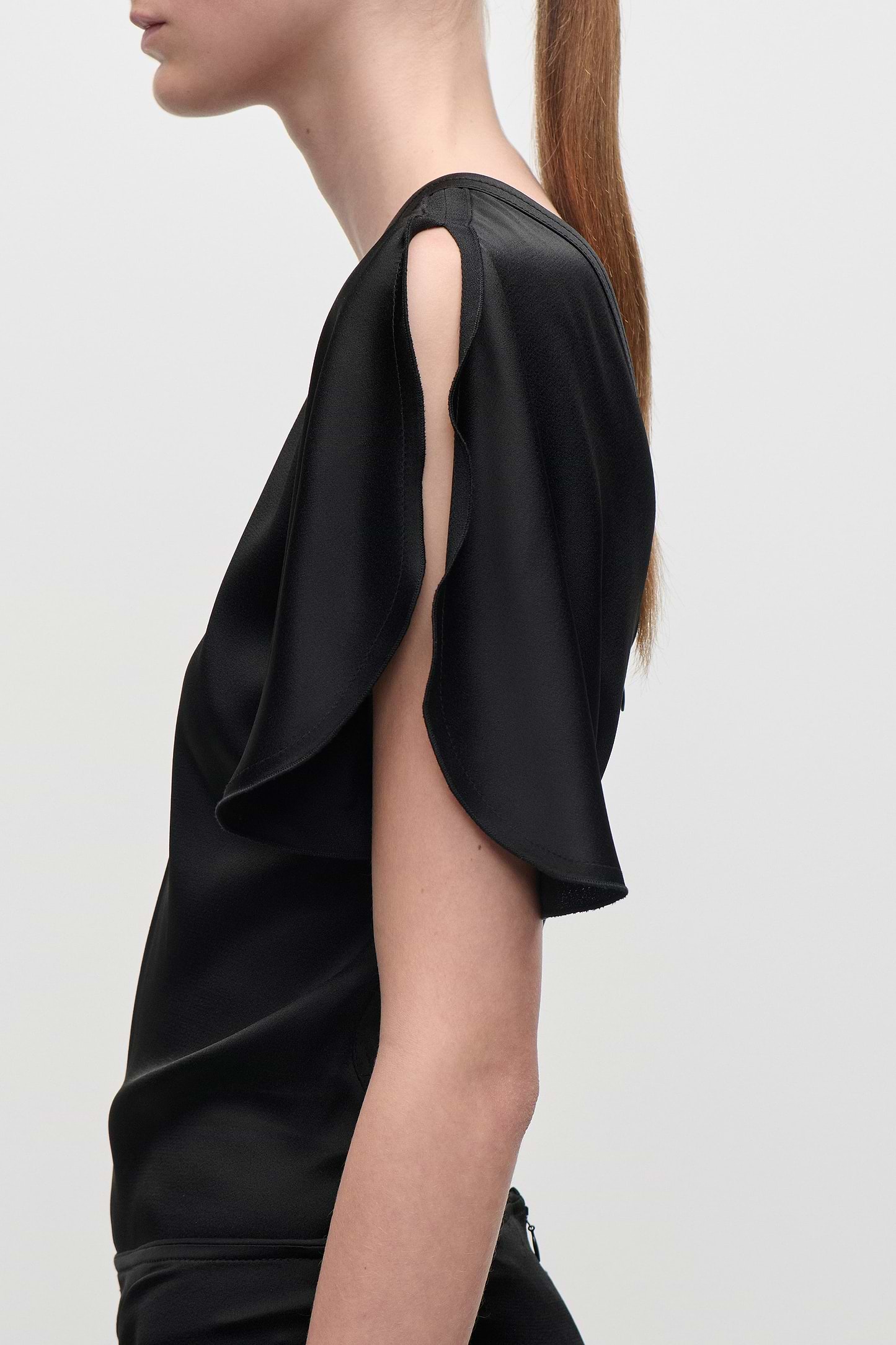 Bela Top In Black