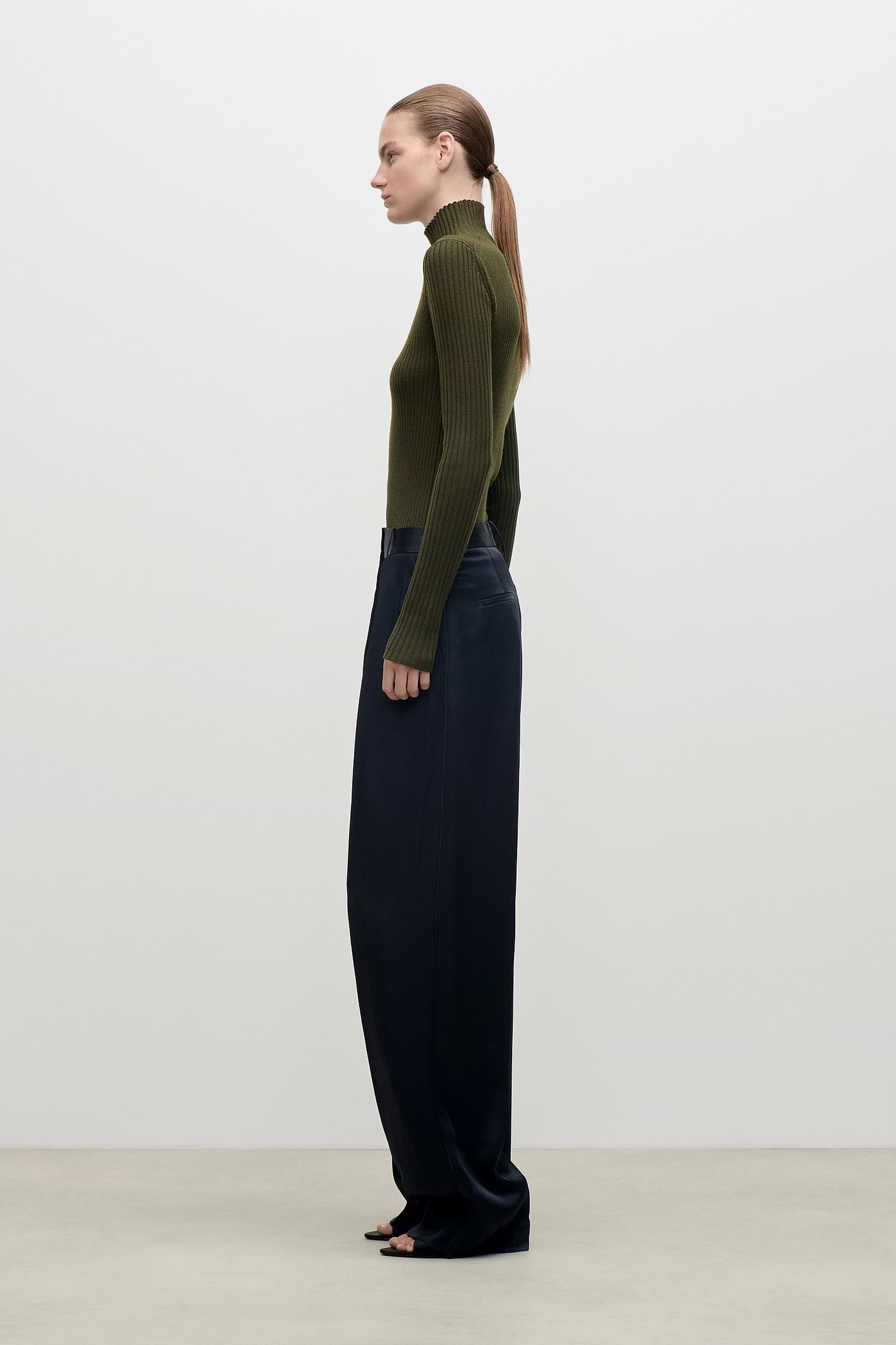 Cecilia Trouser In Dark Navy