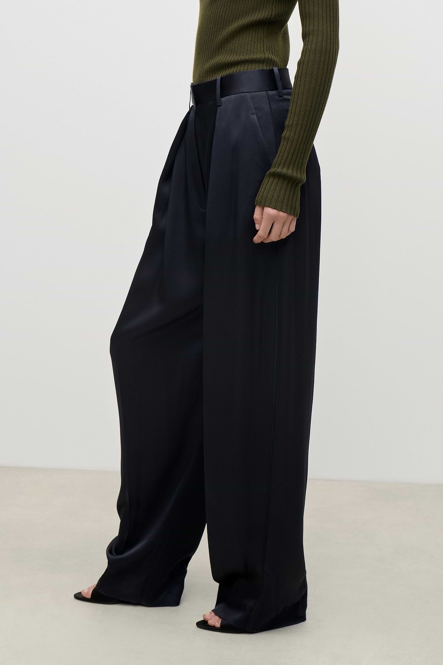Cecilia Trouser In Dark Navy