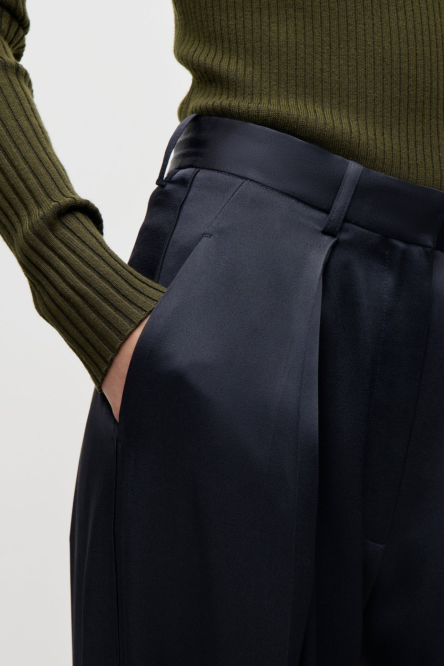 Cecilia Trouser In Dark Navy