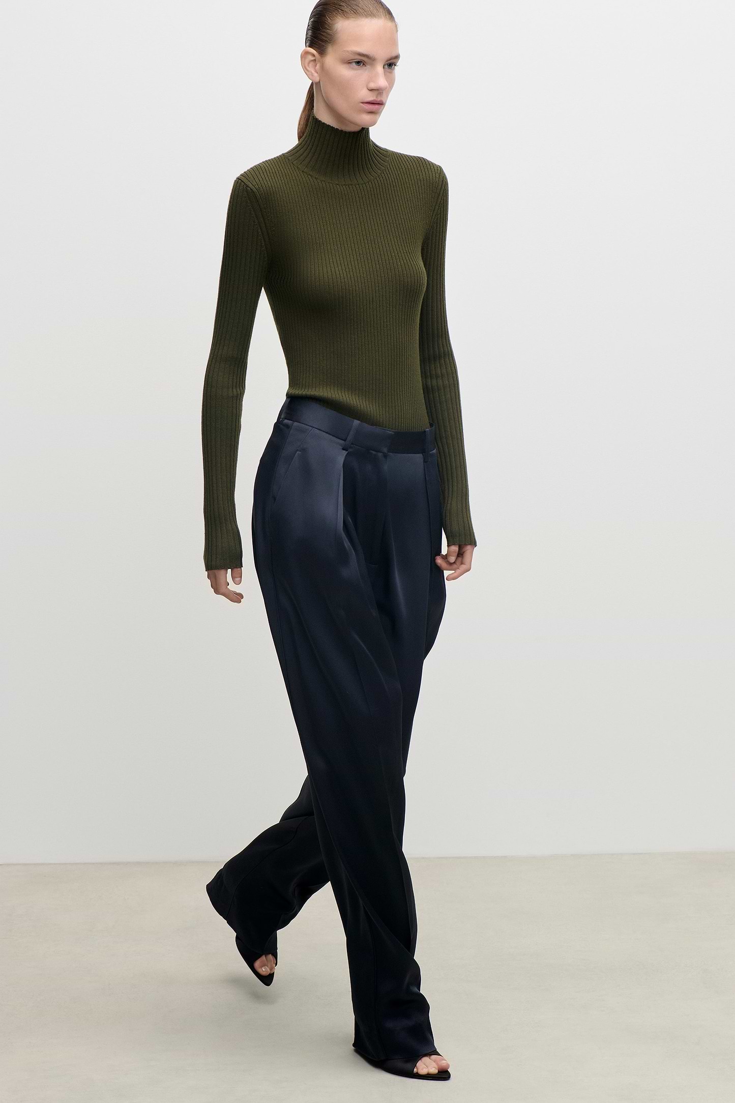 Cecilia Trouser In Dark Navy