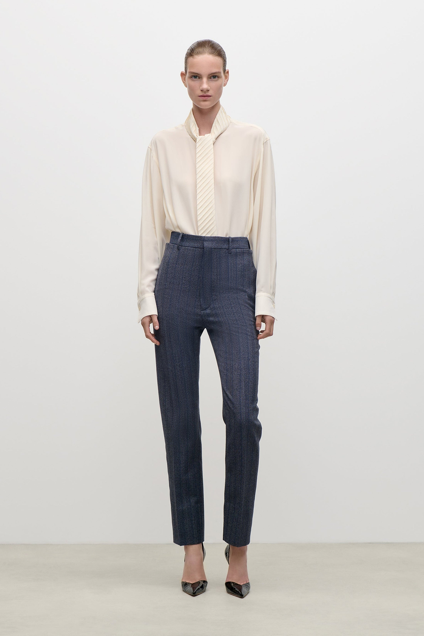 Extended Pocket Trouser In Blue Melange