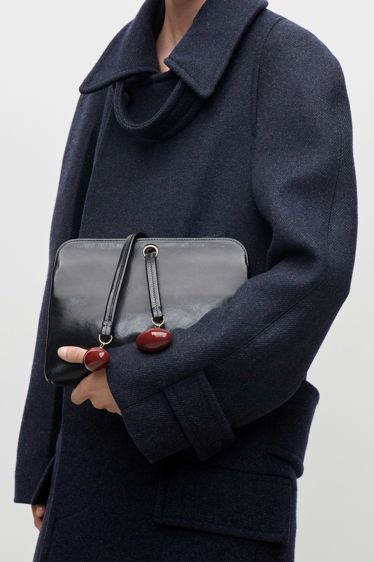 Kizette Clutch Black Supple Shine Leather