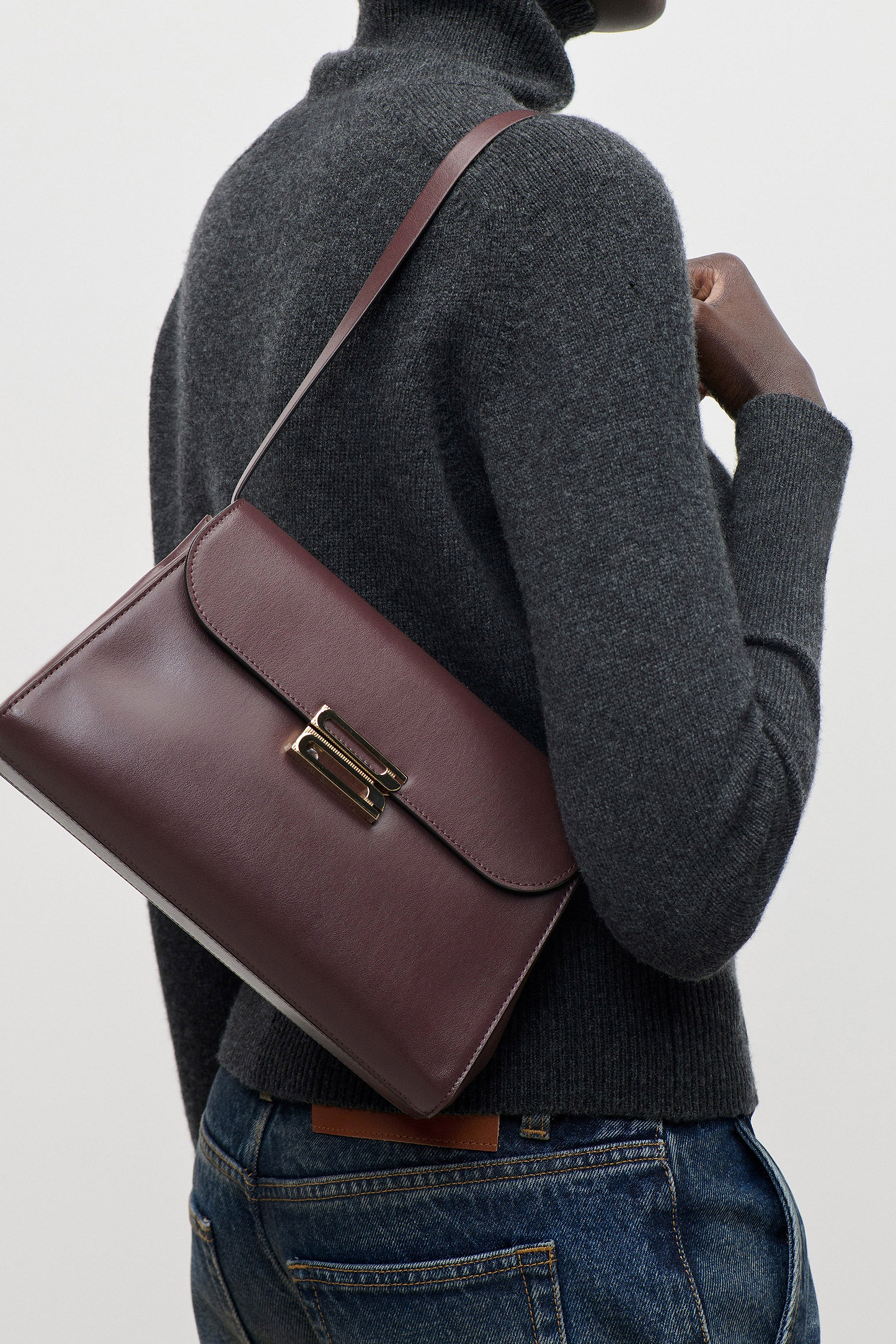 Dorian Trapeze Bag Burgundy Shiny Calf Leather