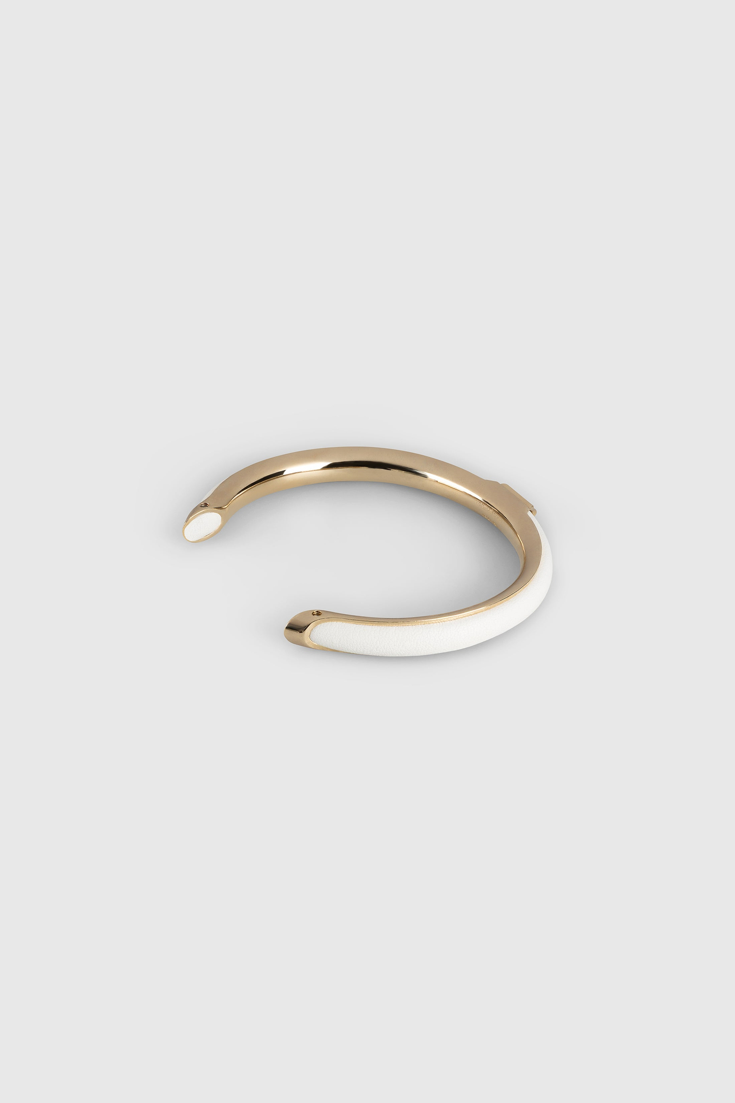 Strobel Bangle In Ceramic Brass & Leather