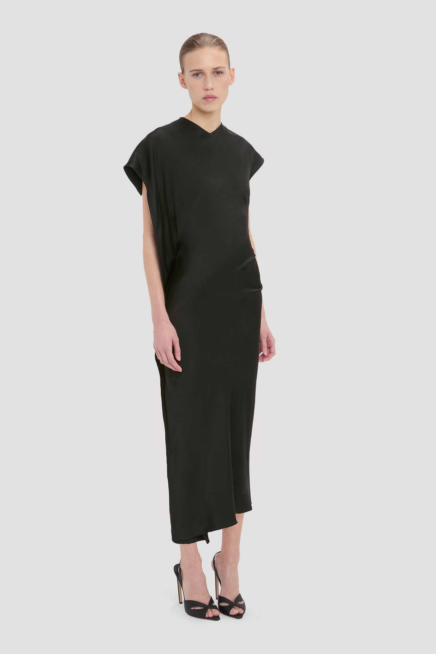 Victoria Midi Dress In Black