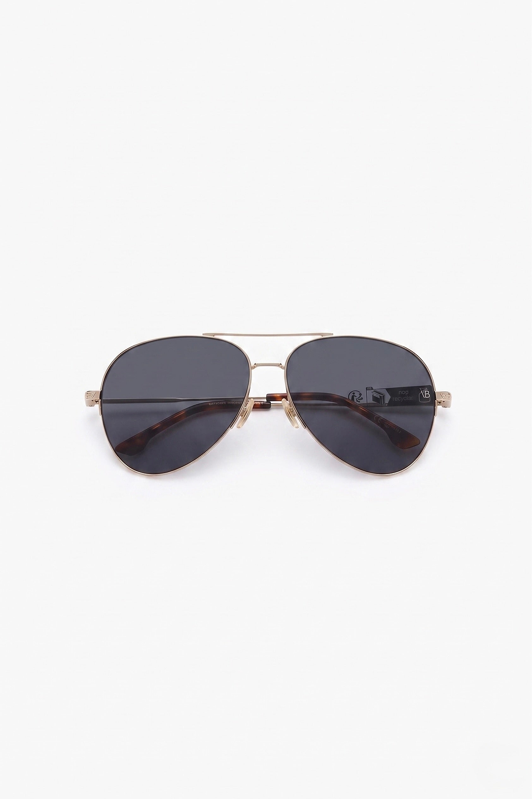 Fine Metal Pilot Sunglasses Gold