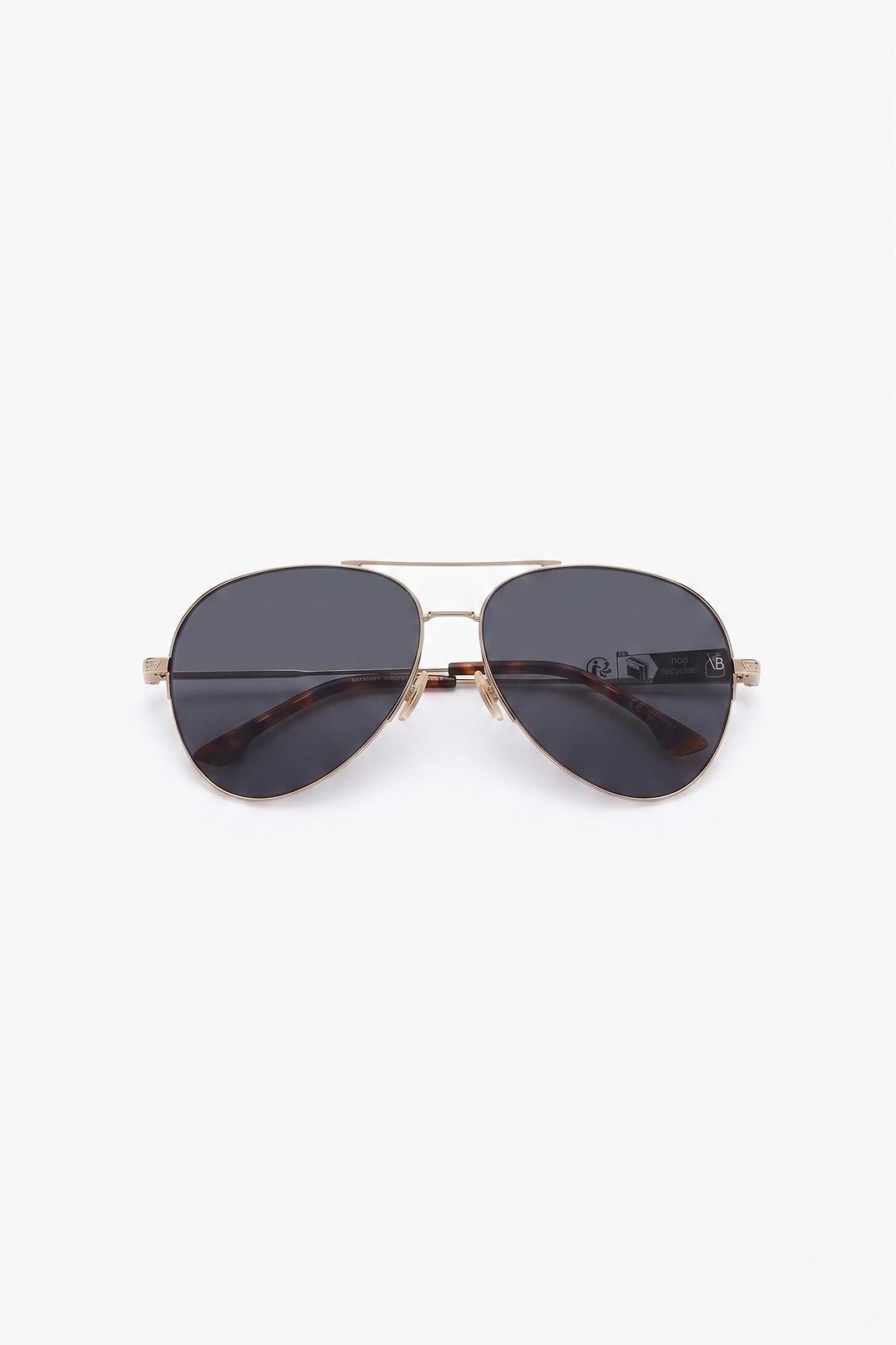 Fine Metal Pilot Sunglasses In Gold Black