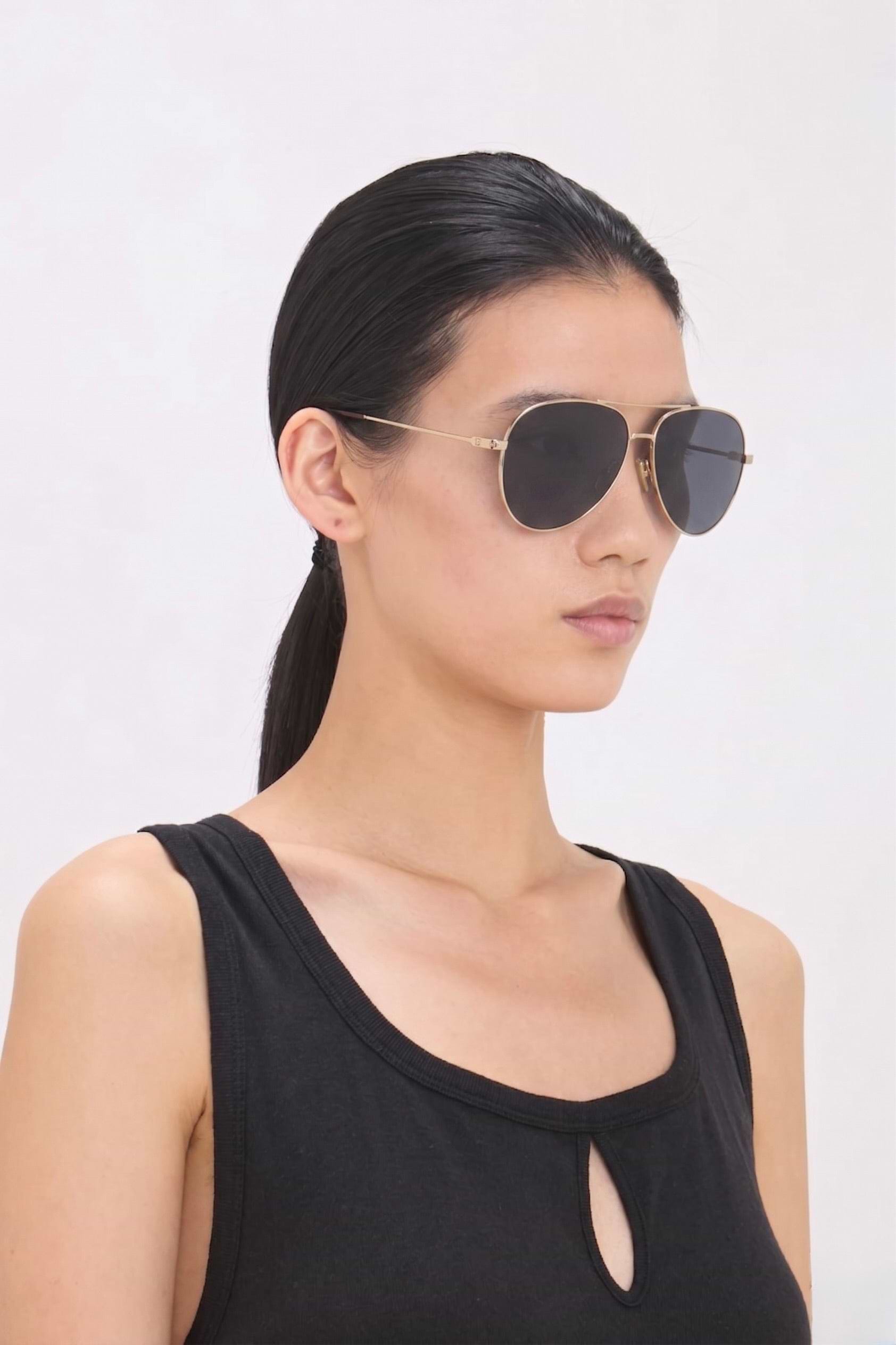 Fine Metal Pilot Sunglasses In Gold Black